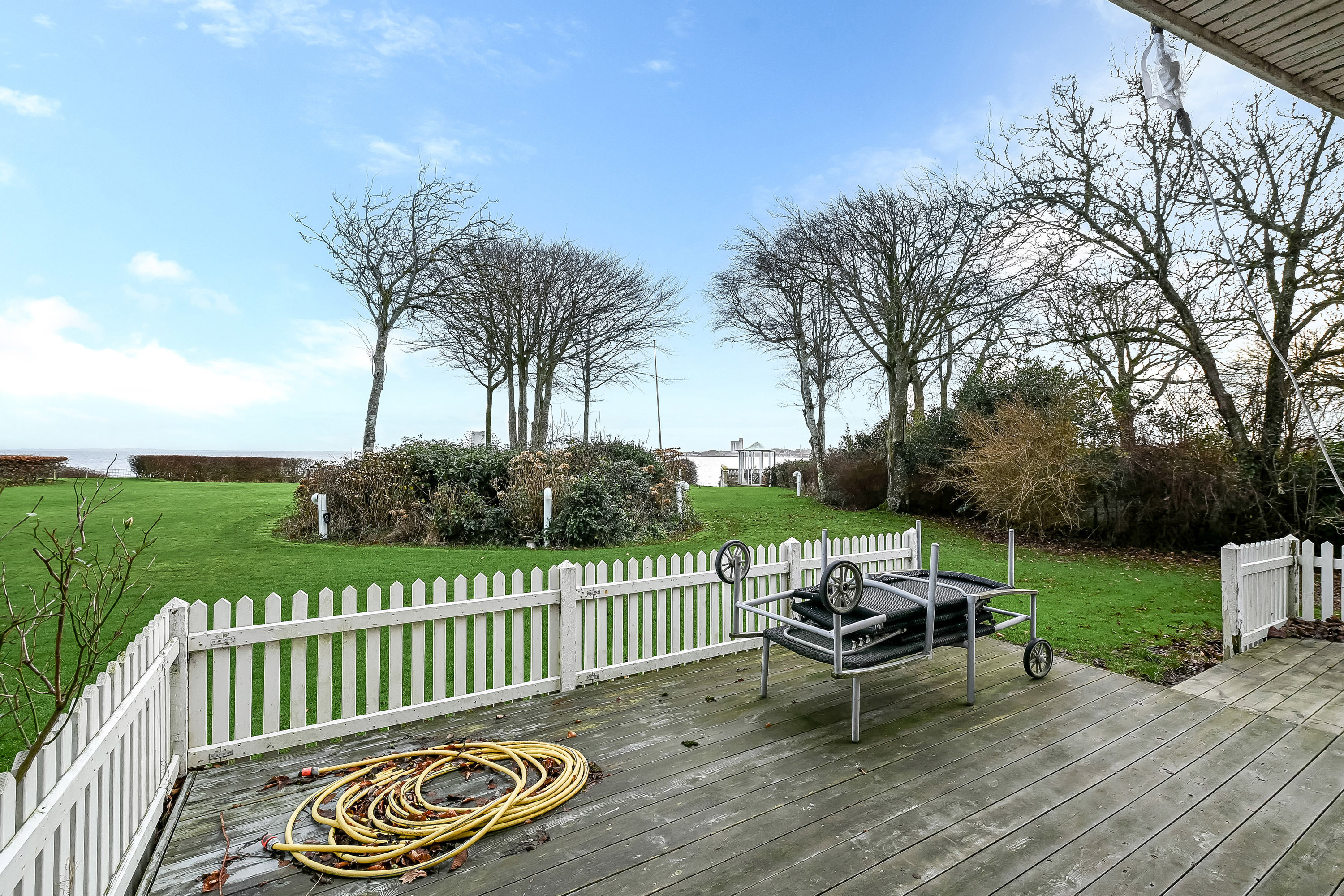 Fremhævet terrasse billede i fuldskærmstilstand. Billede af Fjordvejen 6, 7600 Struer