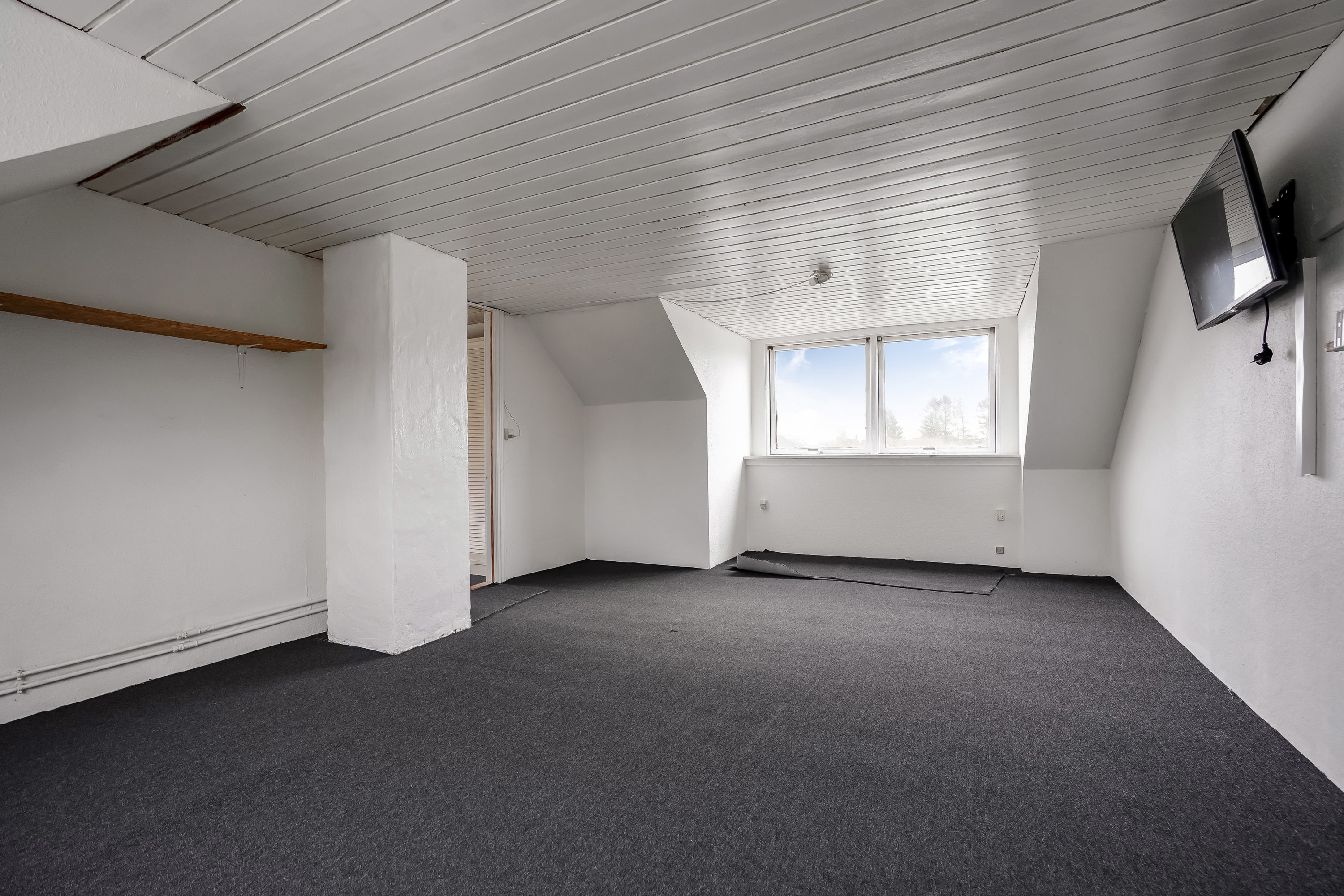 Fremhævet andet billede i fuldskærmstilstand. Billede af Østergade 14, 7160 Tørring