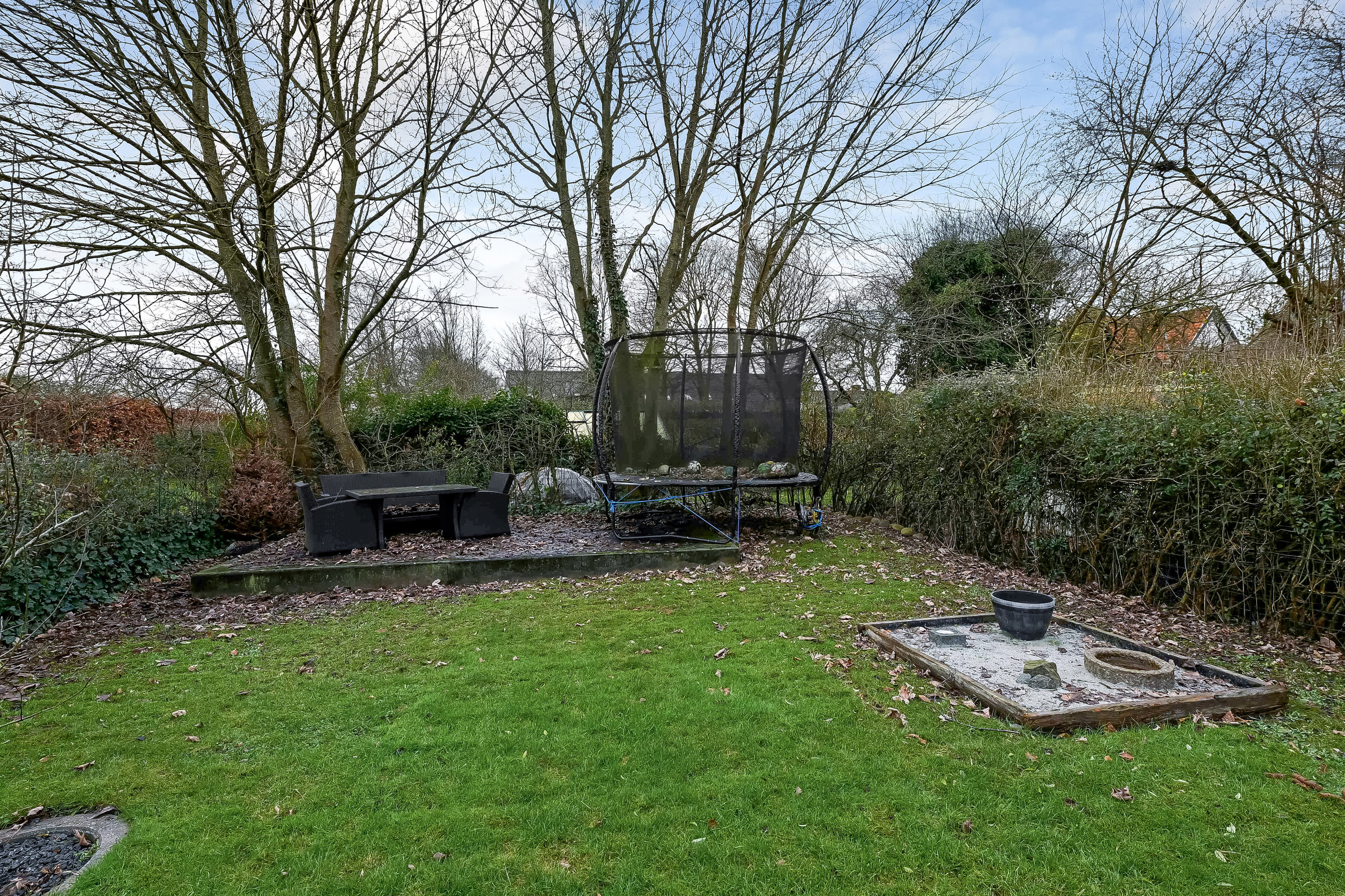 Fremhævet have billede i fuldskærmstilstand. Billede af Struerdalvej 8, 7600 Struer