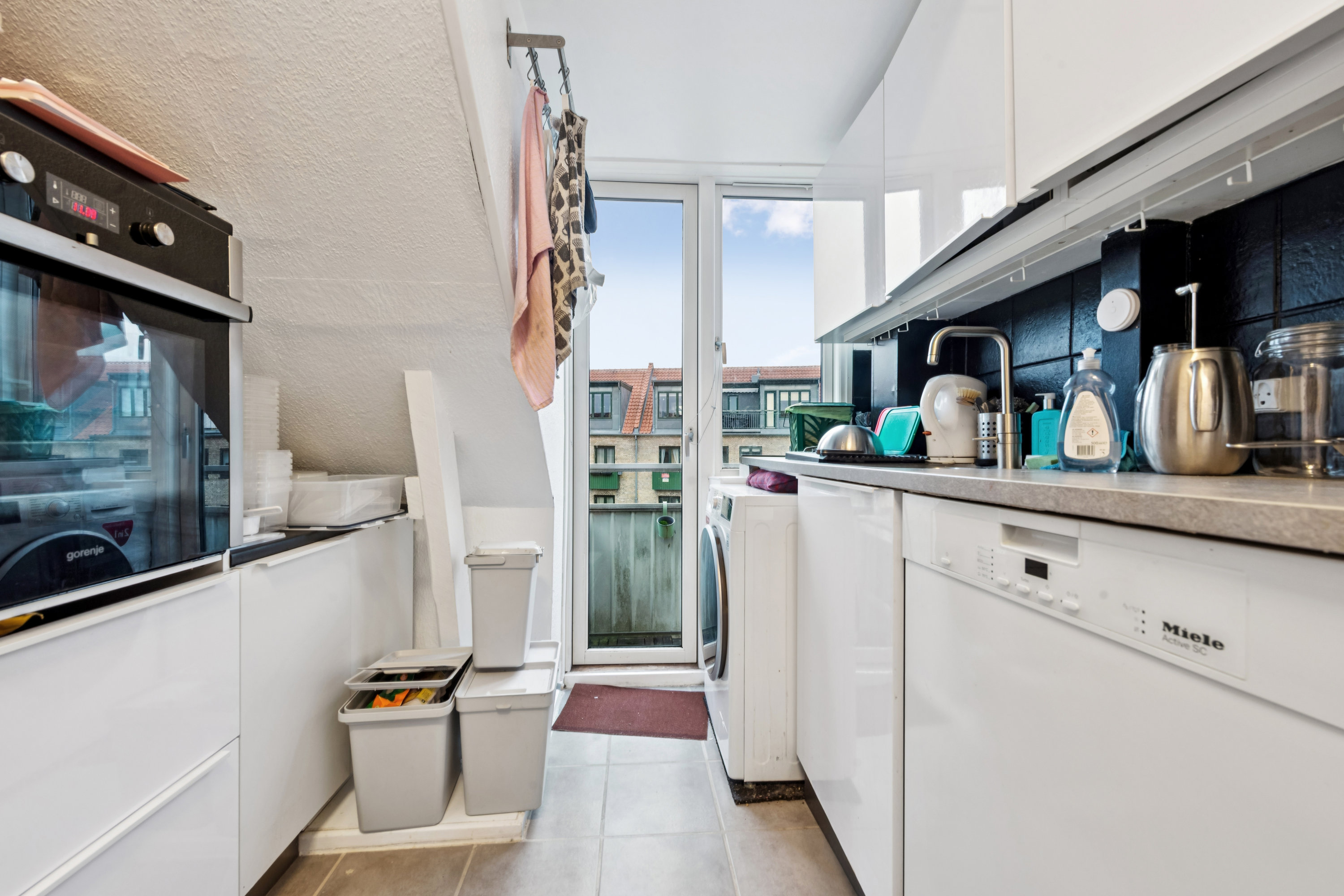 Fremhævet køkken billede i fuldskærmstilstand. Billede af Nordfeldvej 18, 3. tv., 2700 Brønshøj