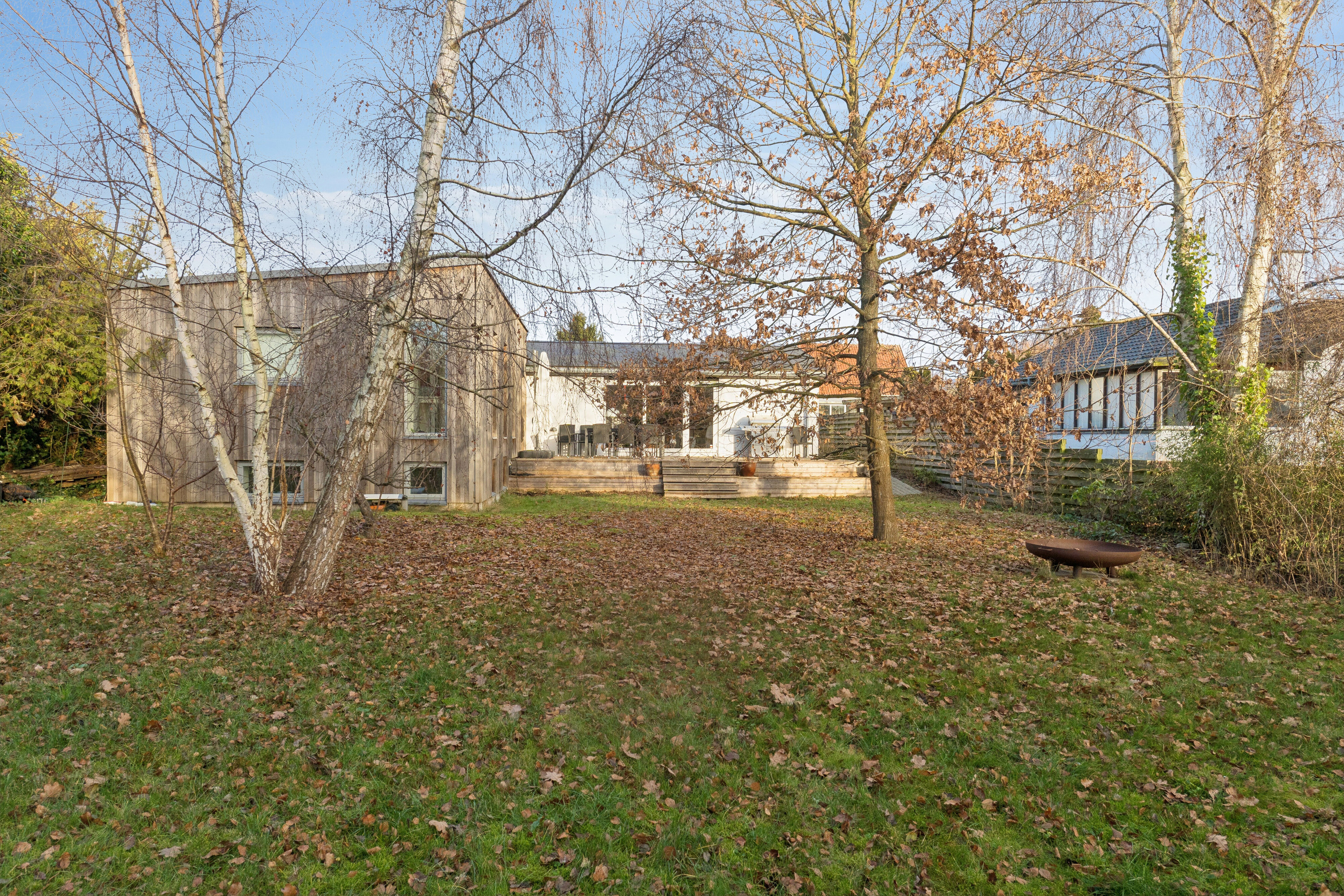 Villa: Set fra haven på Knuds Alle 27, 2800 Kongens Lyngby