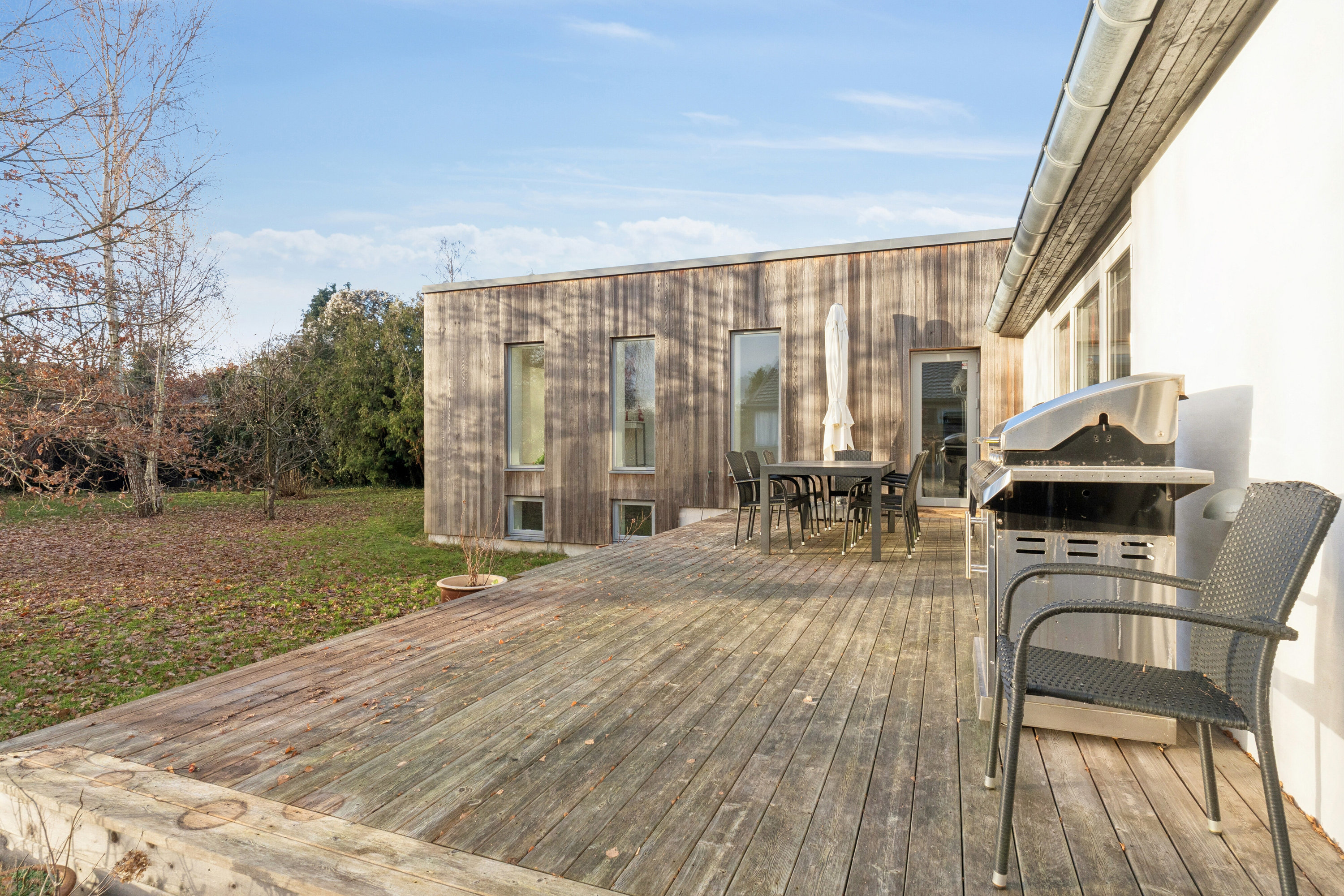 Fremhævet udendørs billede i fuldskærmstilstand. Billede af Knuds Alle 27, 2800 Kongens Lyngby