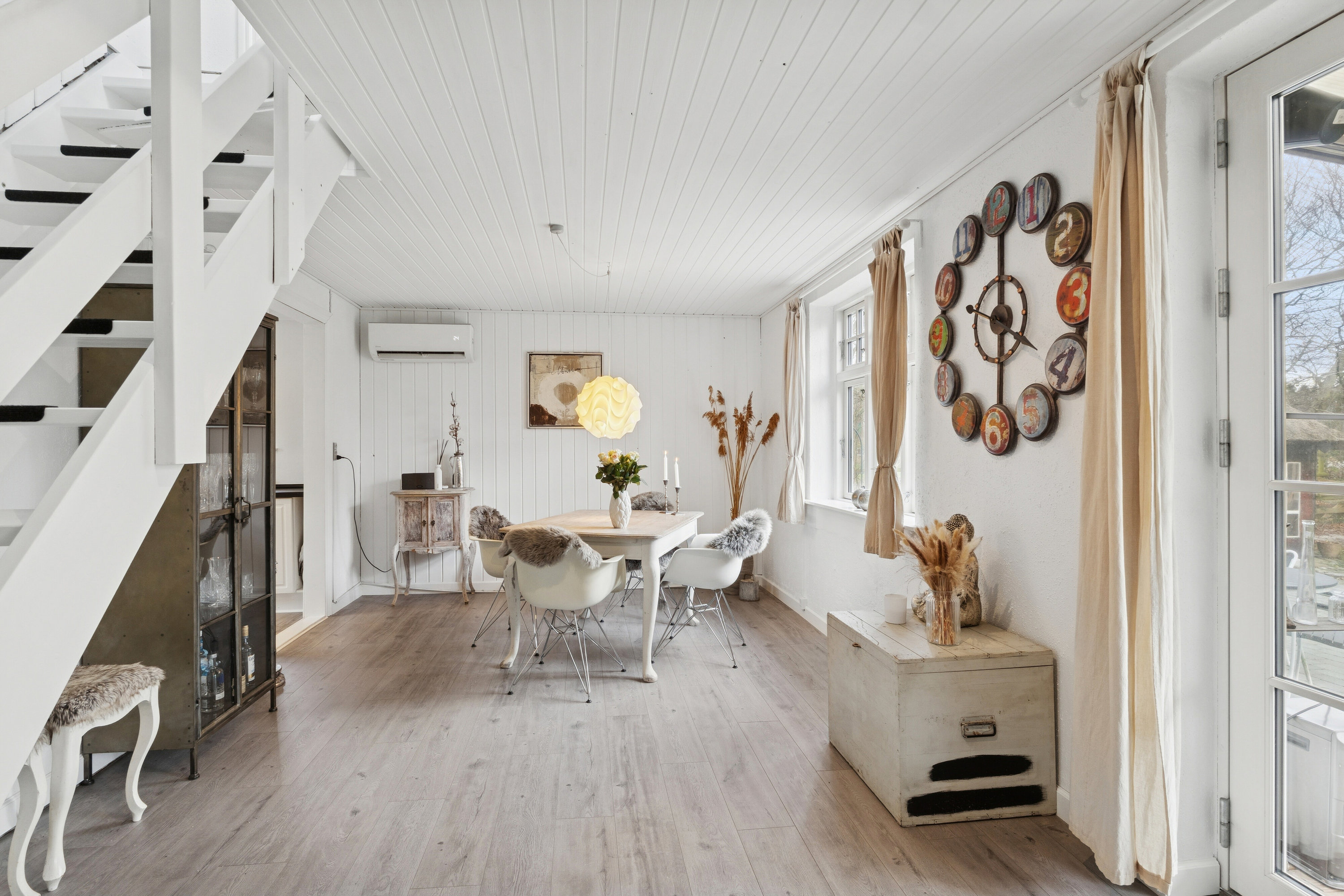 Fremhævet spisestue billede i fuldskærmstilstand. Billede af Højelsevej 24, 4600 Køge