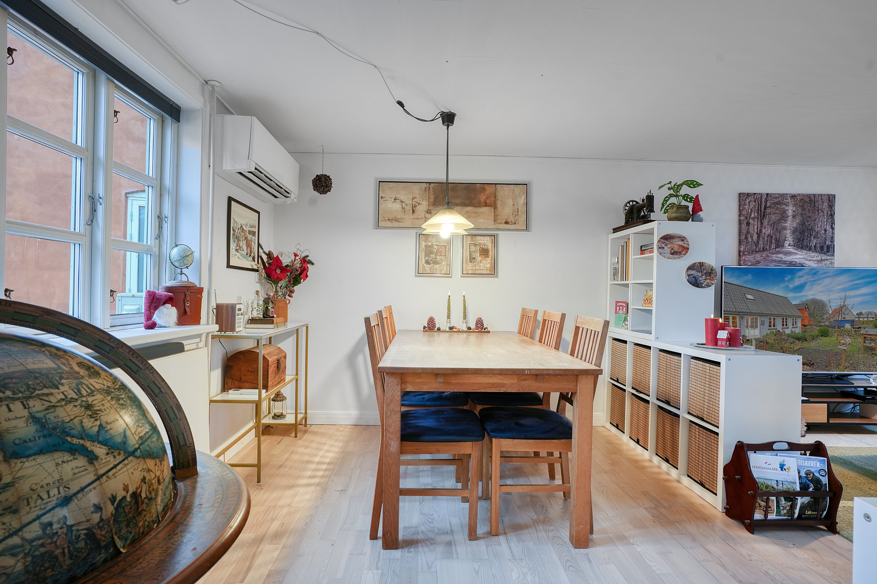 Fremhævet spisestue billede i fuldskærmstilstand. Billede af Holbækvej 6, Undløse, 4340 Tølløse