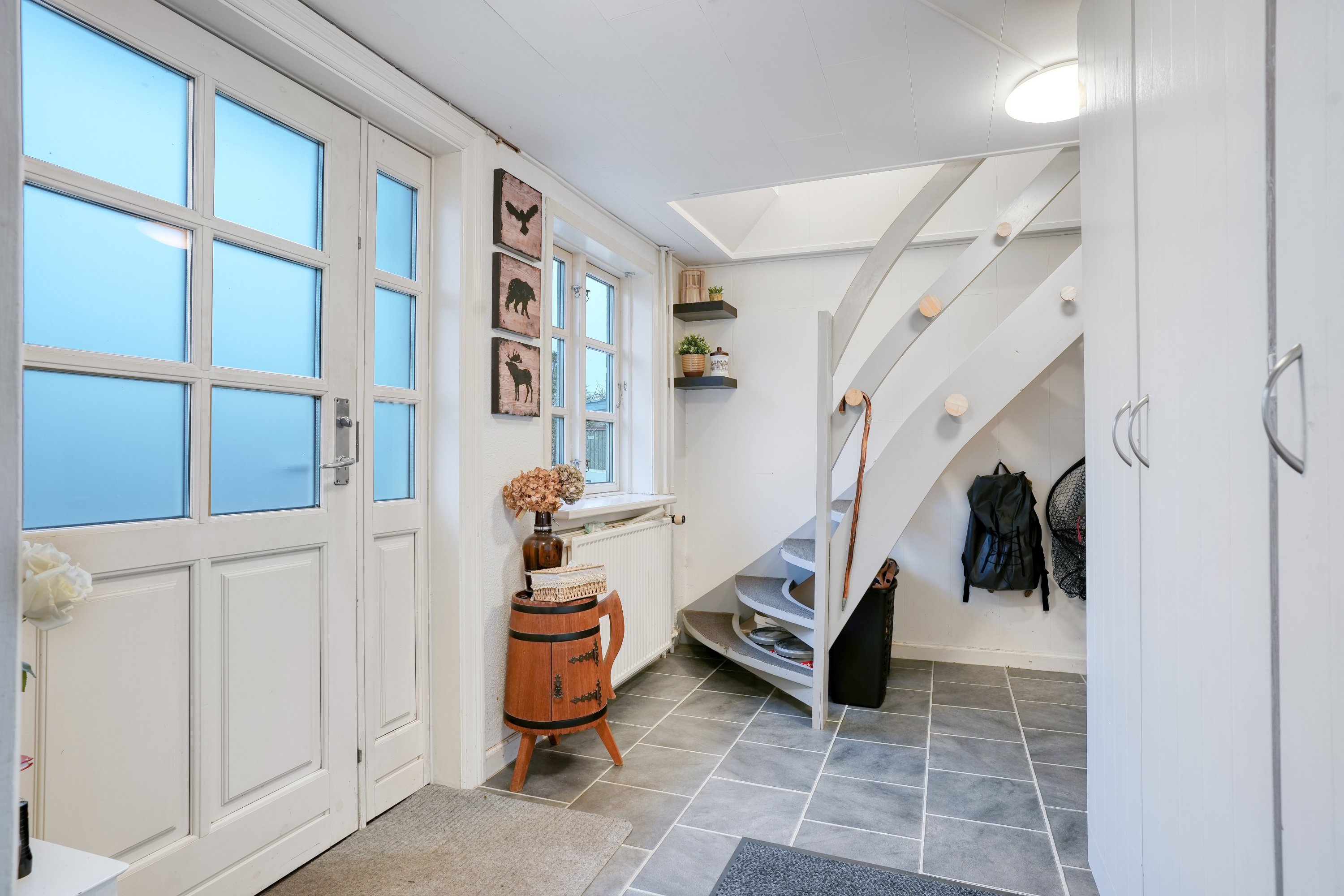 Fremhævet entré billede i fuldskærmstilstand. Billede af Holbækvej 6, Undløse, 4340 Tølløse