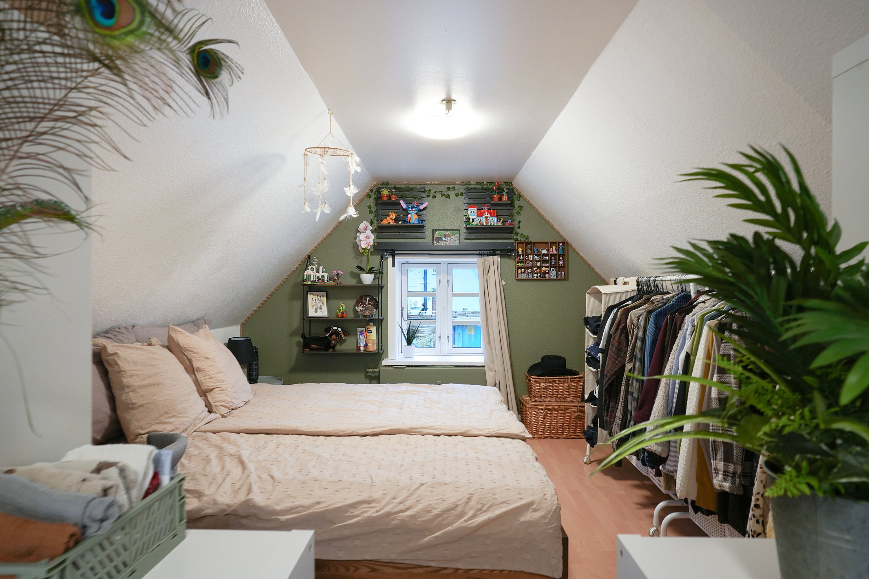 Fremhævet soveværelse billede i fuldskærmstilstand. Billede af Holbækvej 6, Undløse, 4340 Tølløse