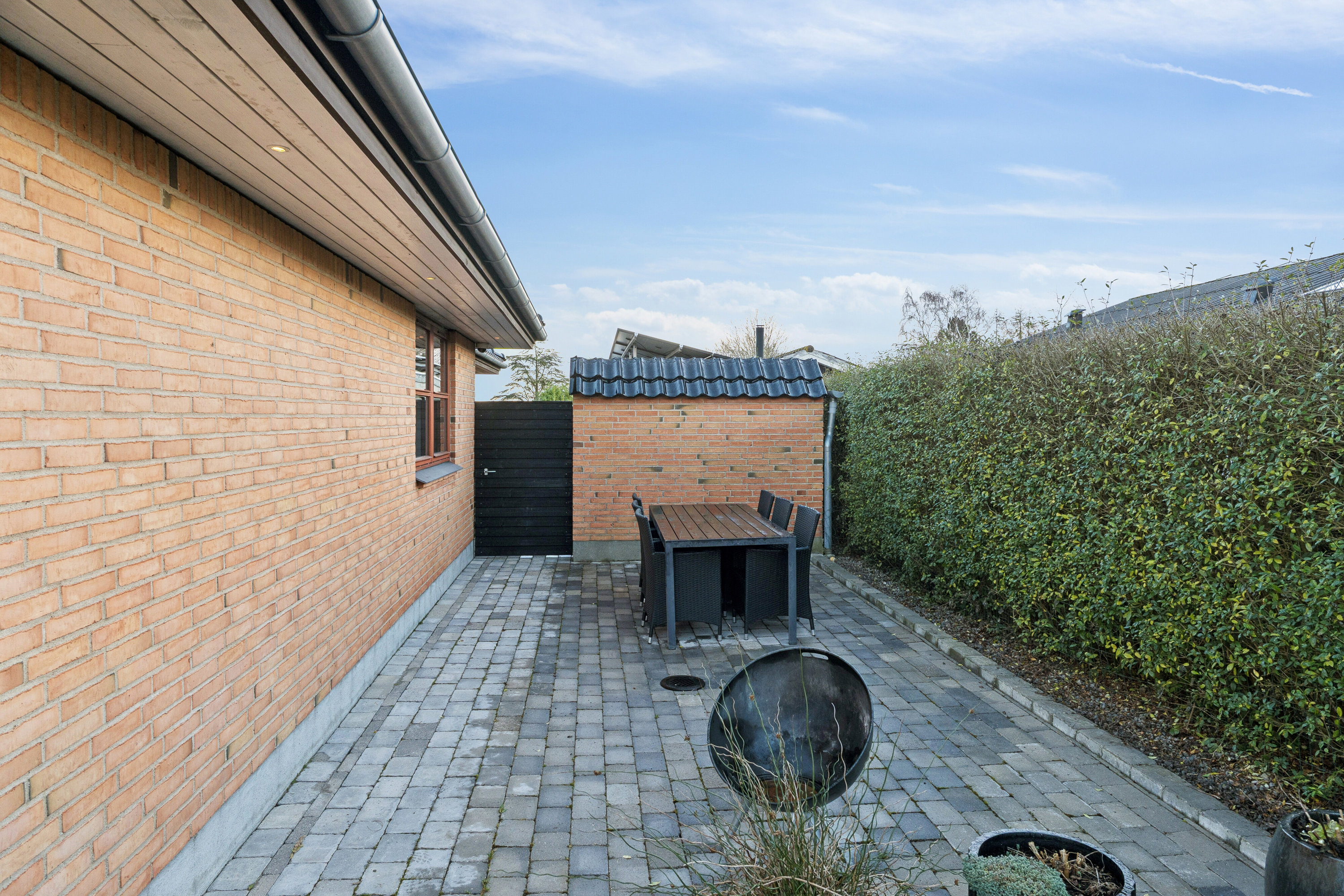 Fremhævet terrasse billede i fuldskærmstilstand. Billede af Dalsvinget 5, Dalby, 4690 Haslev