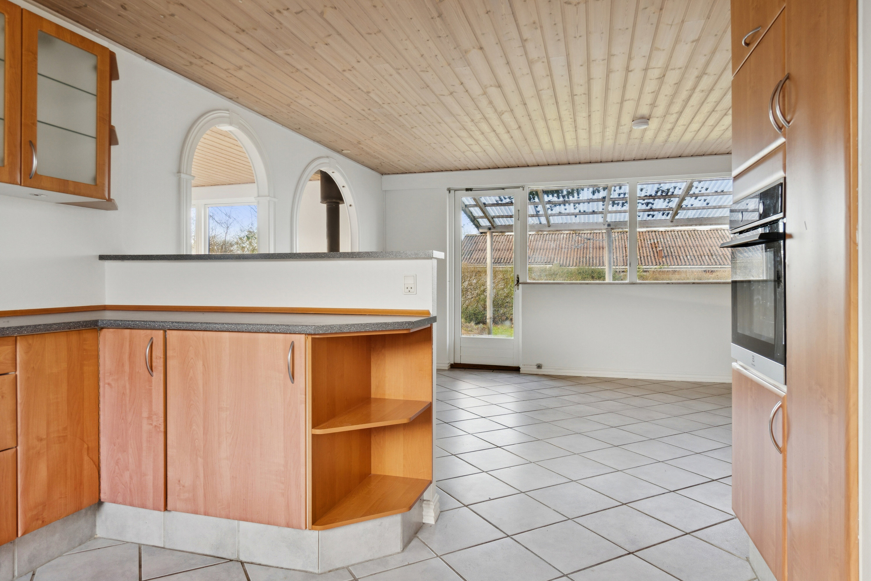 Fremhævet køkken billede i fuldskærmstilstand. Billede af Bymarken 54, 4490 Jerslev Sjælland