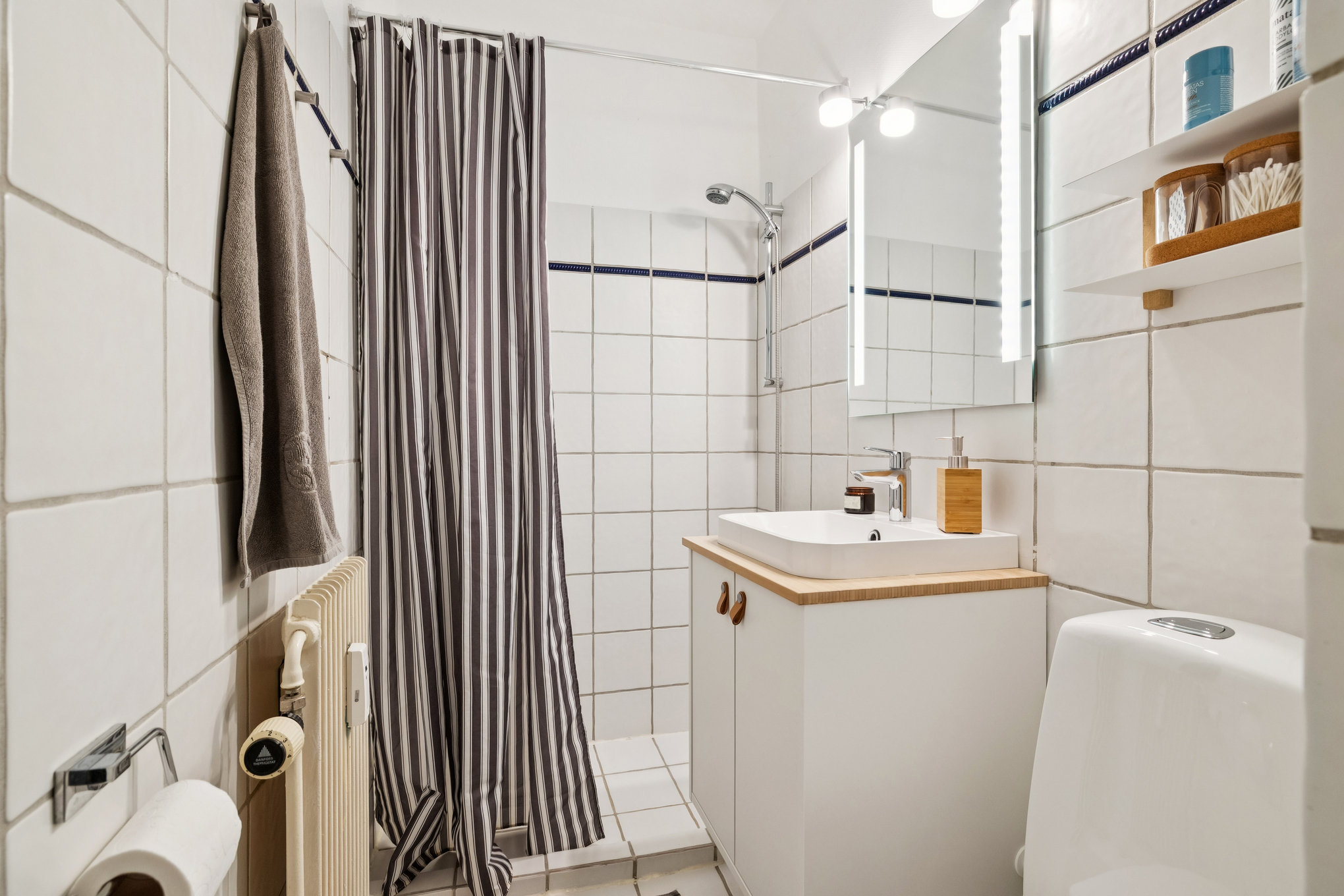 Fremhævet badeværelse billede i fuldskærmstilstand. Billede af Sjællandsgade 43, 1. mf., 8900 Randers C