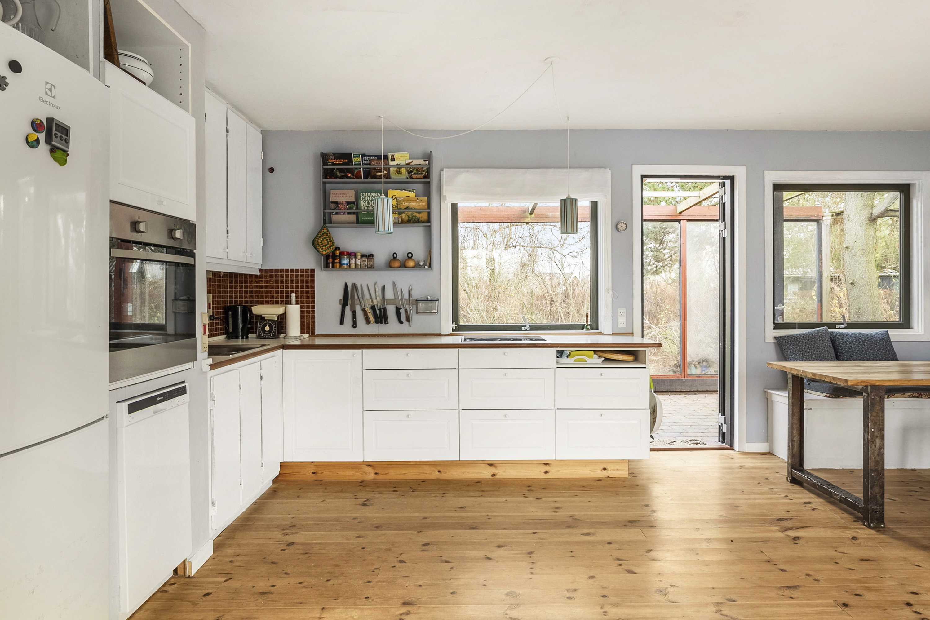 Fremhævet køkken billede i fuldskærmstilstand. Billede af Strandskadehøjen 11, Frølunde Fed, 4220 Korsør