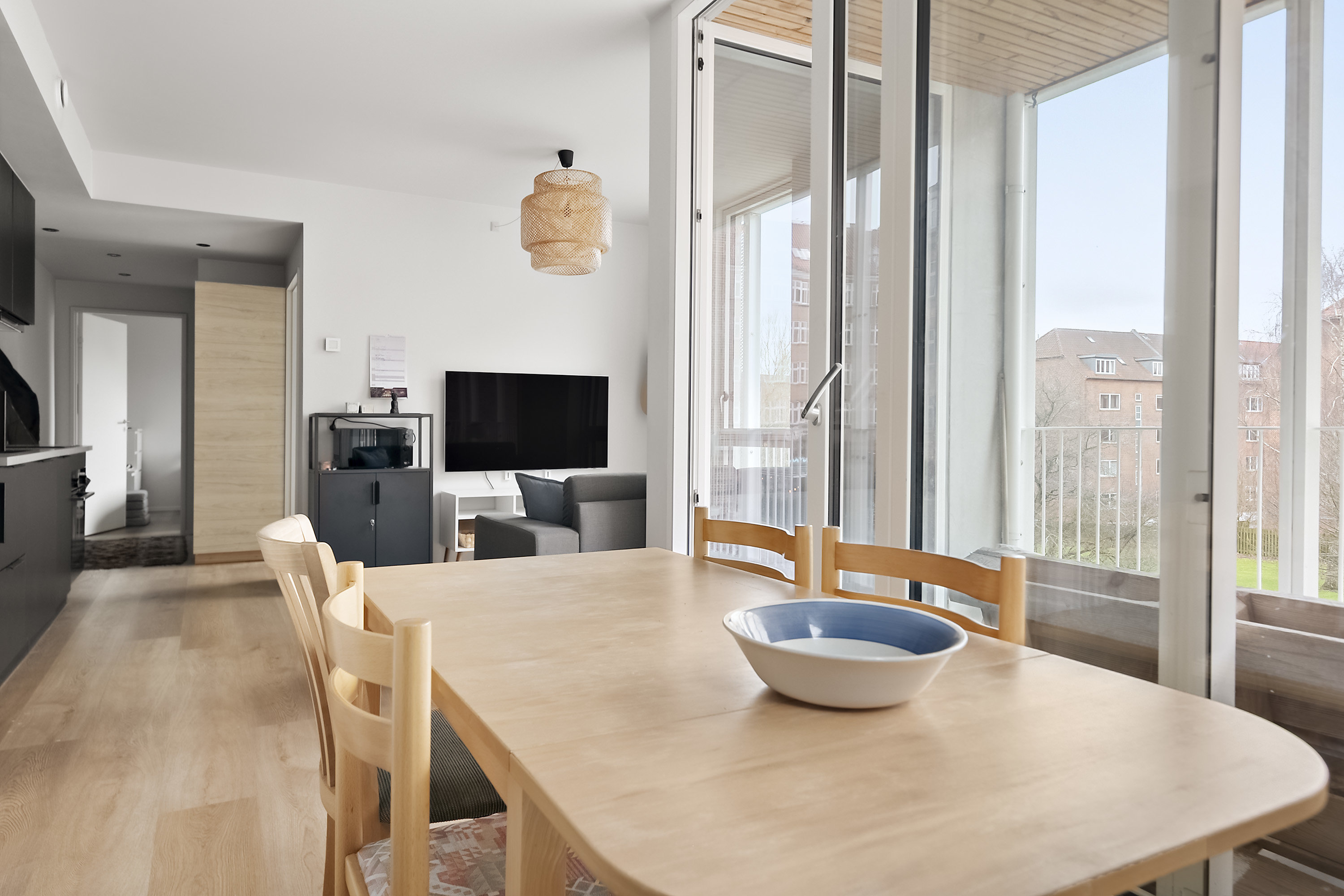 Fremhævet spisestue billede i fuldskærmstilstand. Billede af Edouard Suensons Gade 10, 2. 1., Trøjborg, 8200 Aarhus N