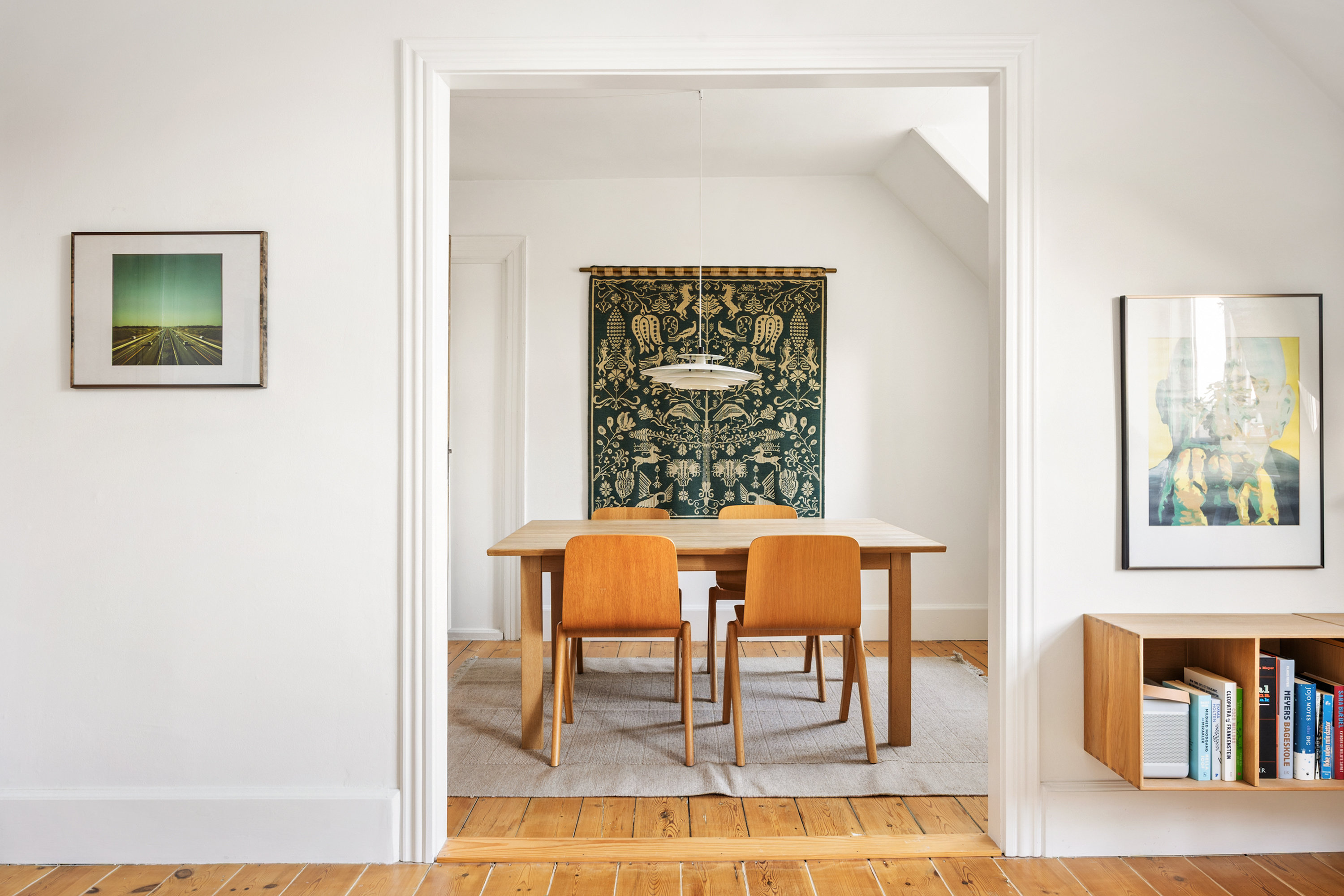 Fremhævet spisestue billede i fuldskærmstilstand. Billede af Oehlenschlægersgade 48, 5. tv., 1663 København V