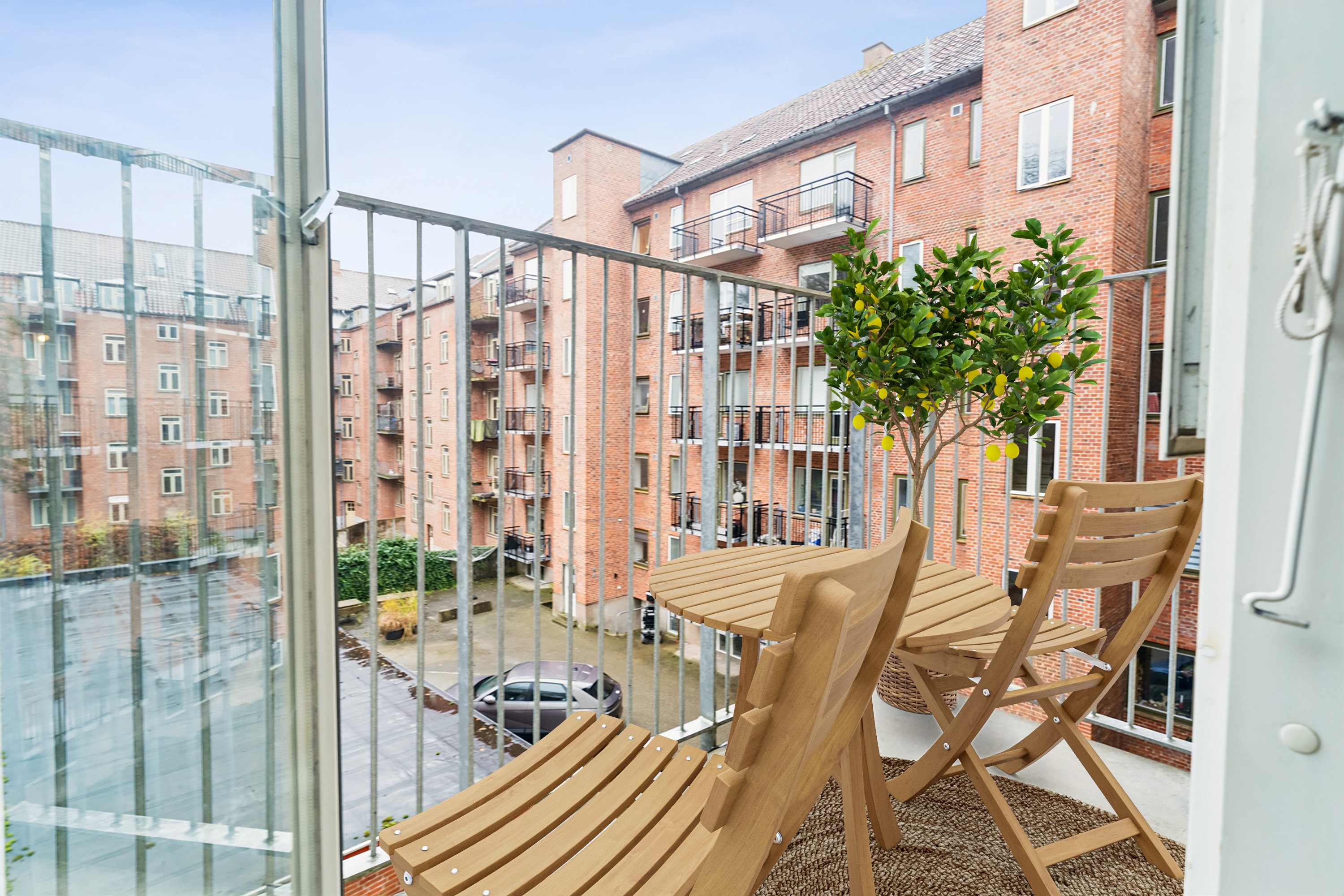 Miniaturebillede 1: altan. Billede af Hobrovej 52, 2. 2., 8900 Randers C