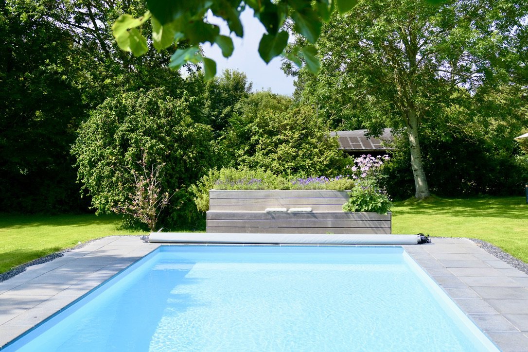 Fritidshus: Stemningsbillede på Klintevej 28, Hald Strand, 3390 Hundested