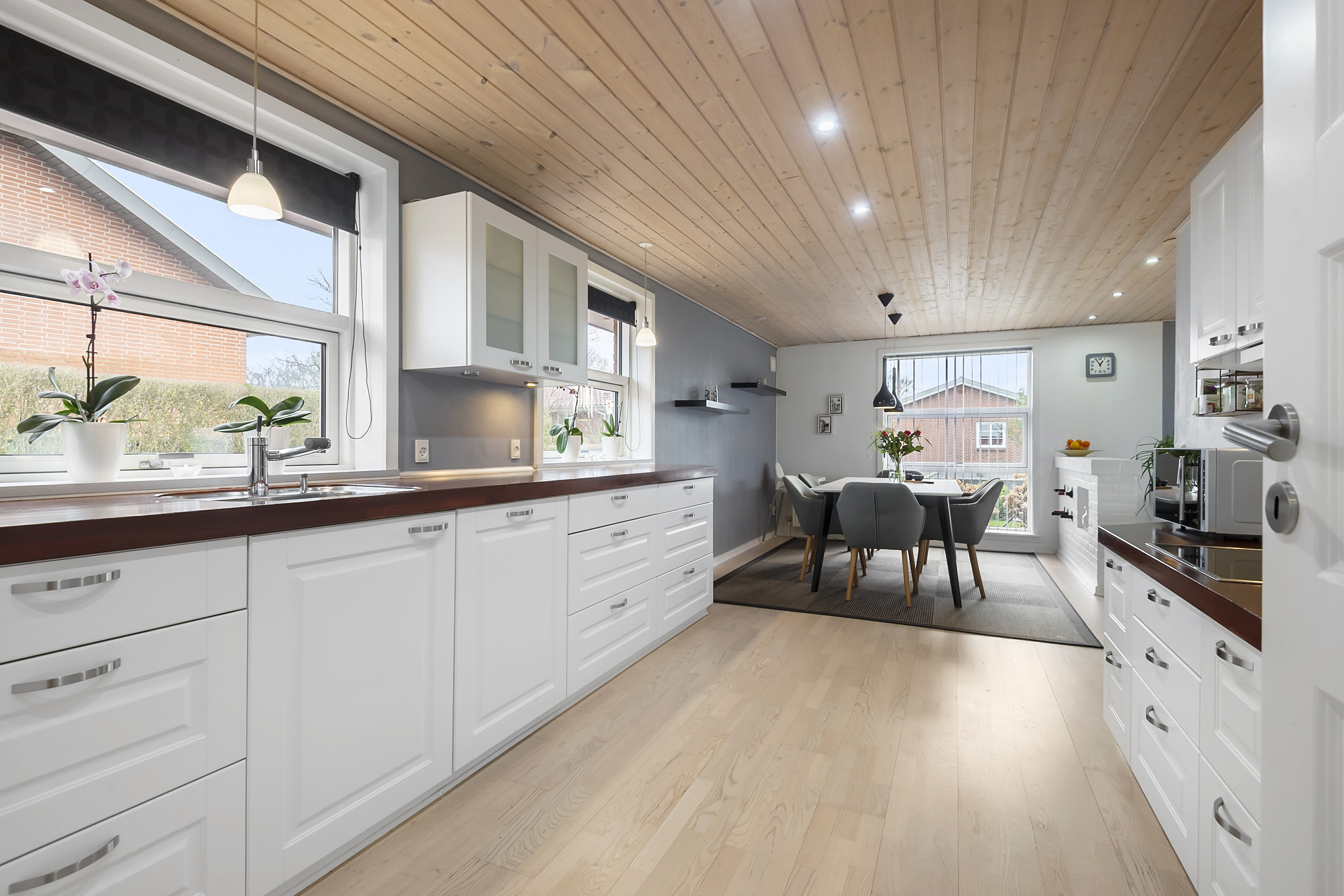 Fremhævet køkken billede i fuldskærmstilstand. Billede af Thulevej 41, 6715 Esbjerg N