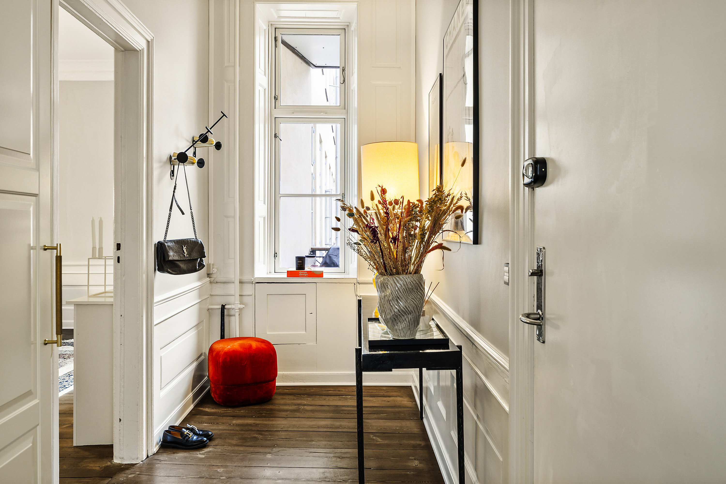 Fremhævet entré billede i fuldskærmstilstand. Billede af Nørregade 24A, 1., 1165 København K