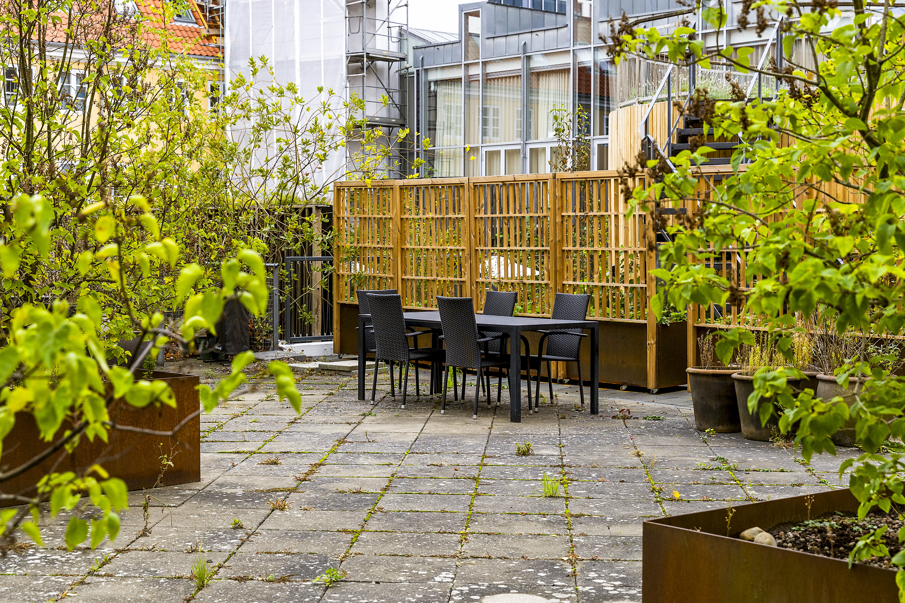 Fremhævet gårdmiljø billede i fuldskærmstilstand. Billede af Nørregade 24A, 1., 1165 København K