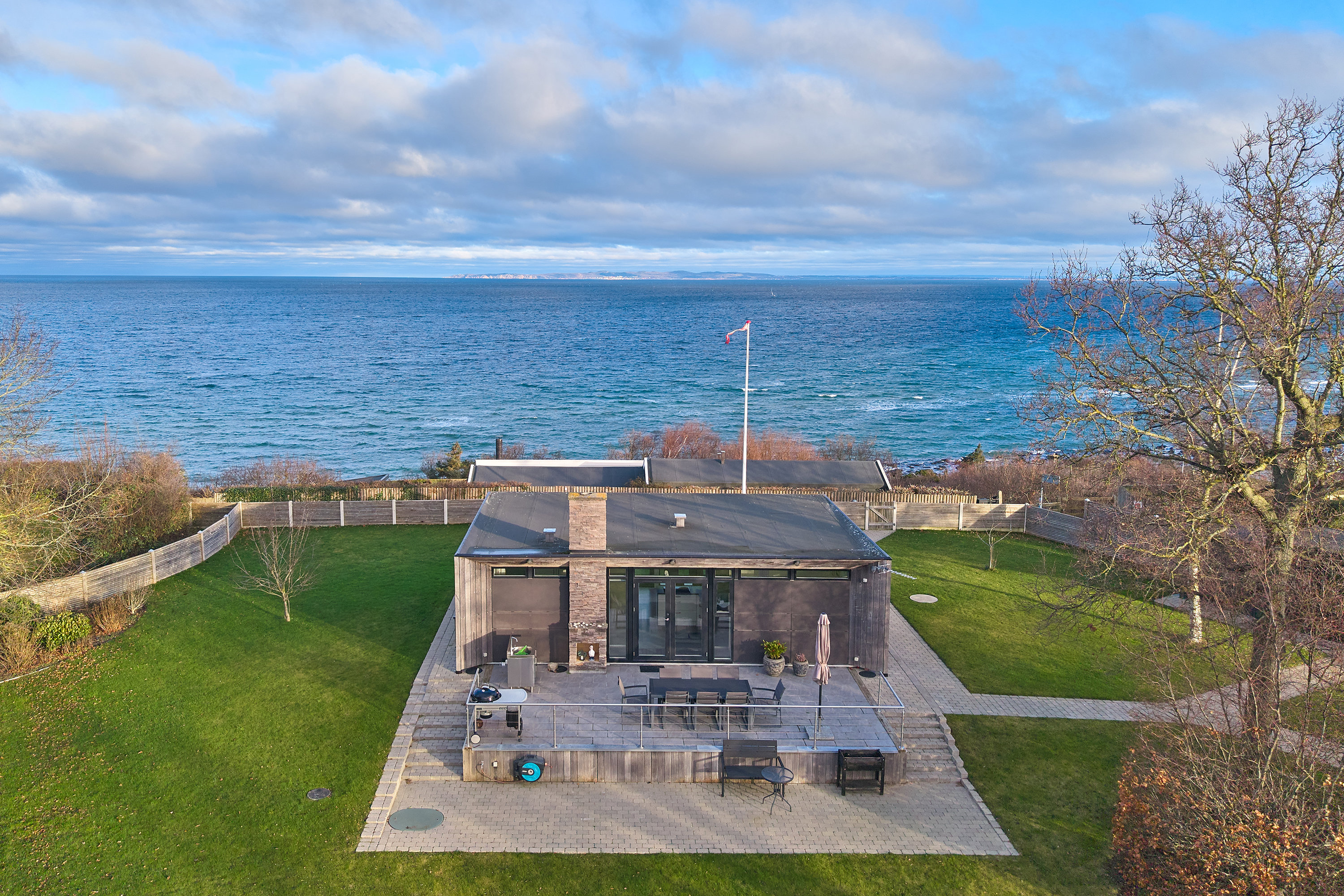 Miniaturebillede 1: ejendommen. Billede af Nordhøjvej 37, 3250 Gilleleje