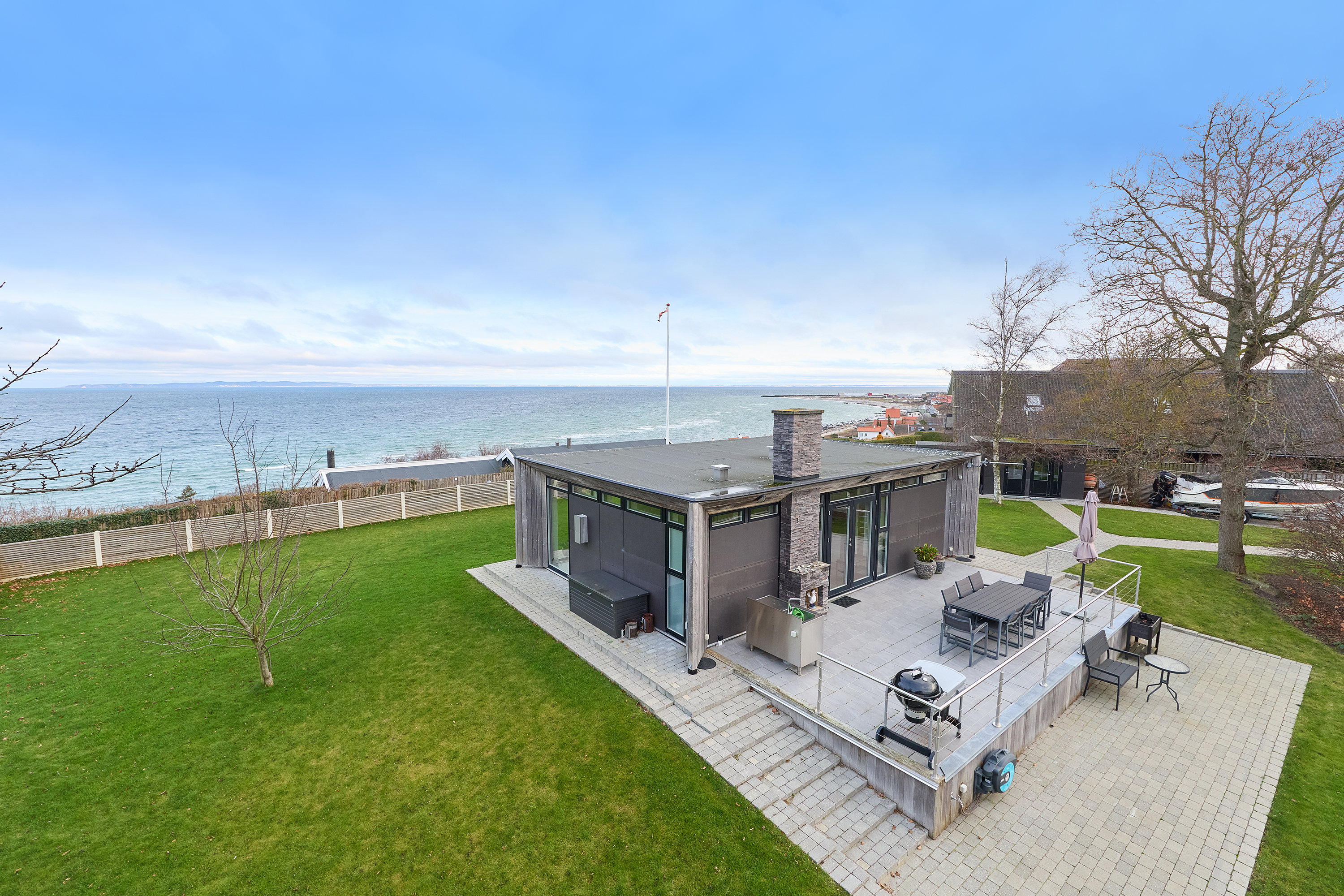 Fremhævet ejendommen billede i fuldskærmstilstand. Billede af Nordhøjvej 37, 3250 Gilleleje