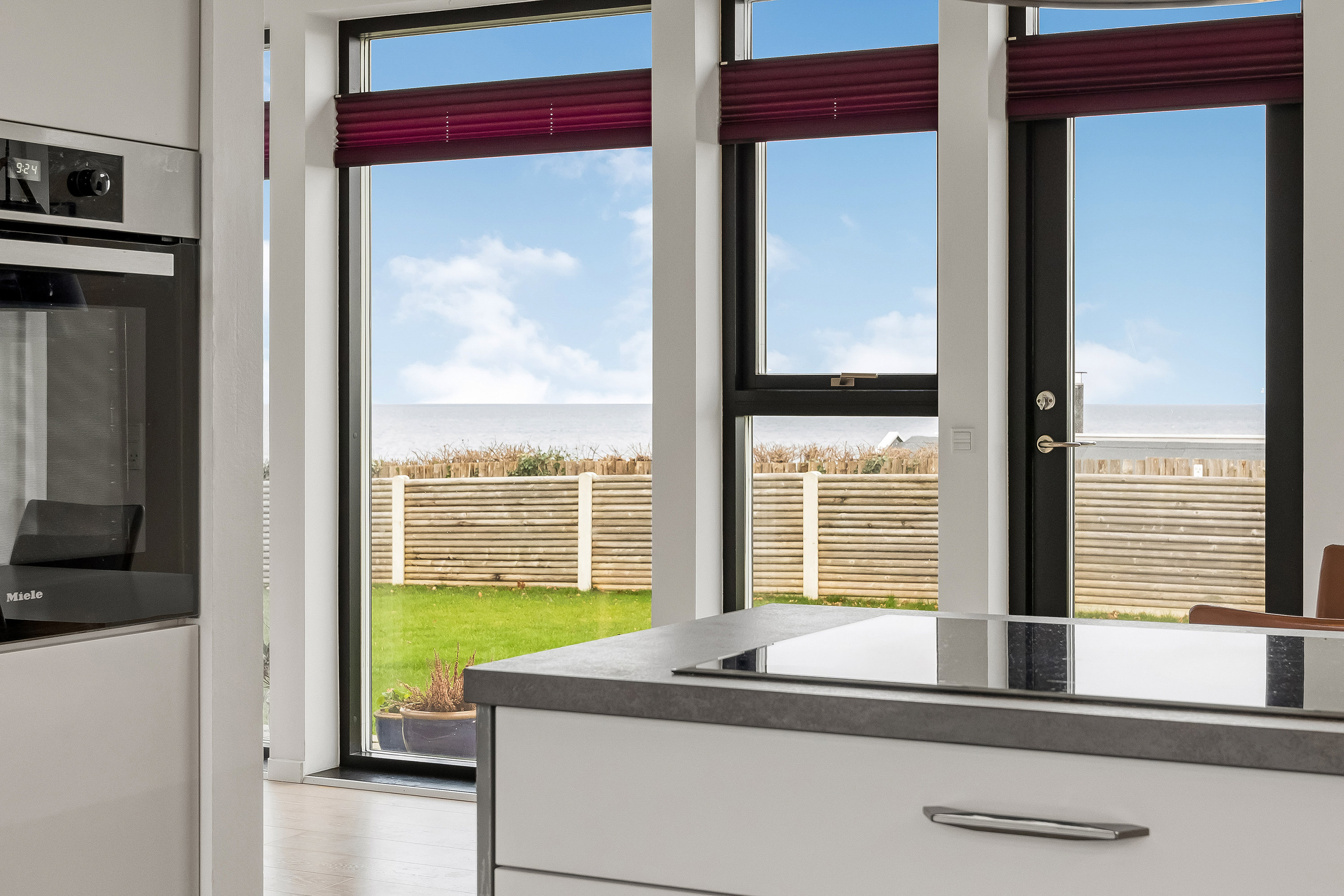 Fremhævet køkken billede i fuldskærmstilstand. Billede af Nordhøjvej 37, 3250 Gilleleje