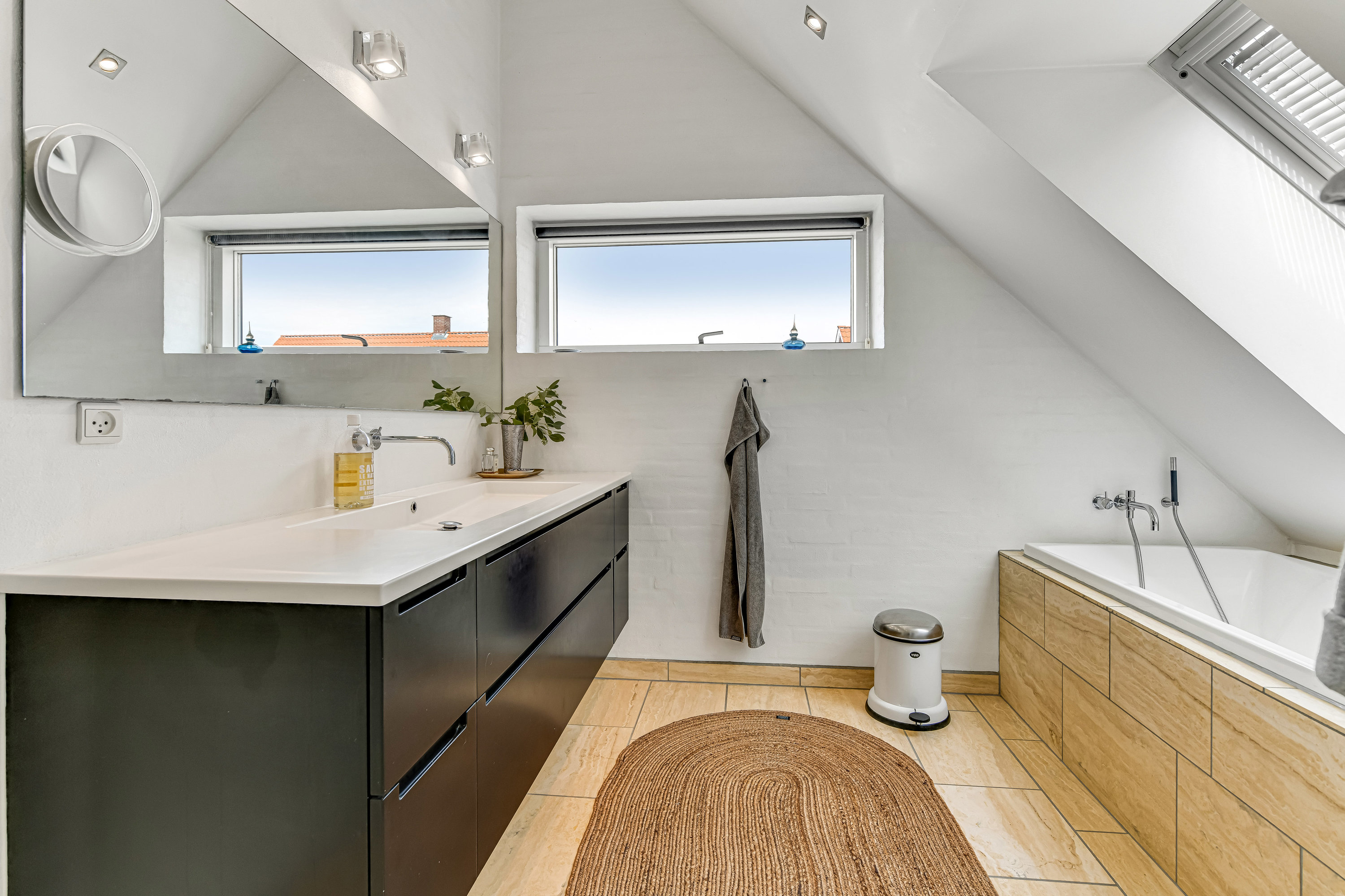 Fremhævet  billede i fuldskærmstilstand. Billede af Gl Guldagervej 17B, Hjerting, 6710 Esbjerg V