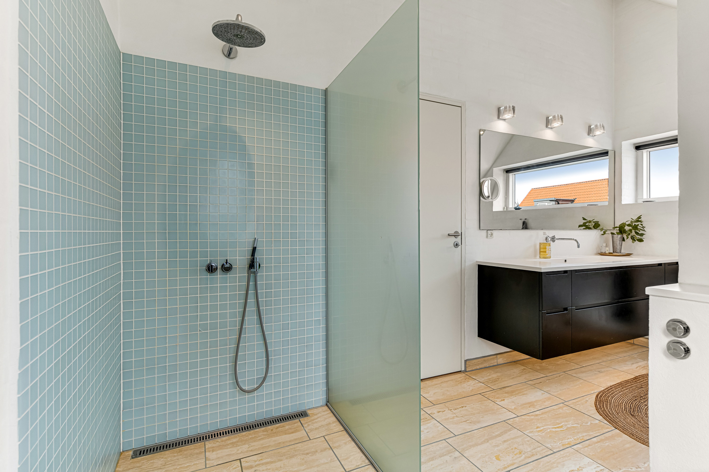 Fremhævet  billede i fuldskærmstilstand. Billede af Gl Guldagervej 17B, Hjerting, 6710 Esbjerg V