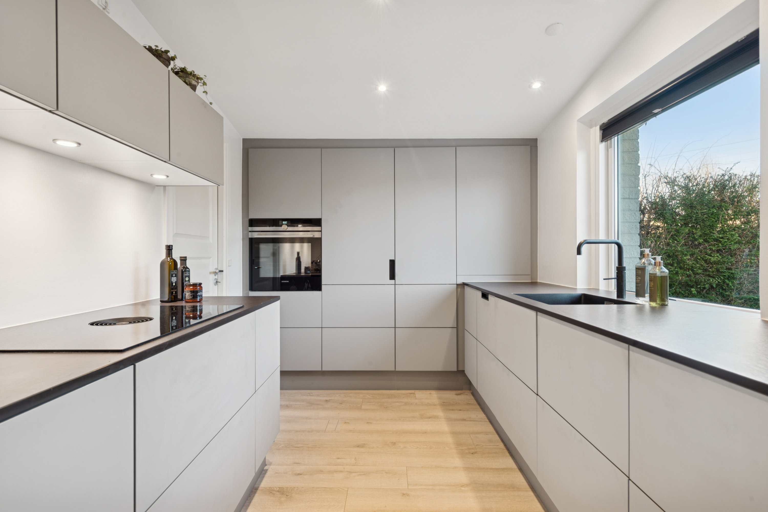 Miniaturebillede 1: køkken. Billede af Mosede Engvej 39, 2670 Greve