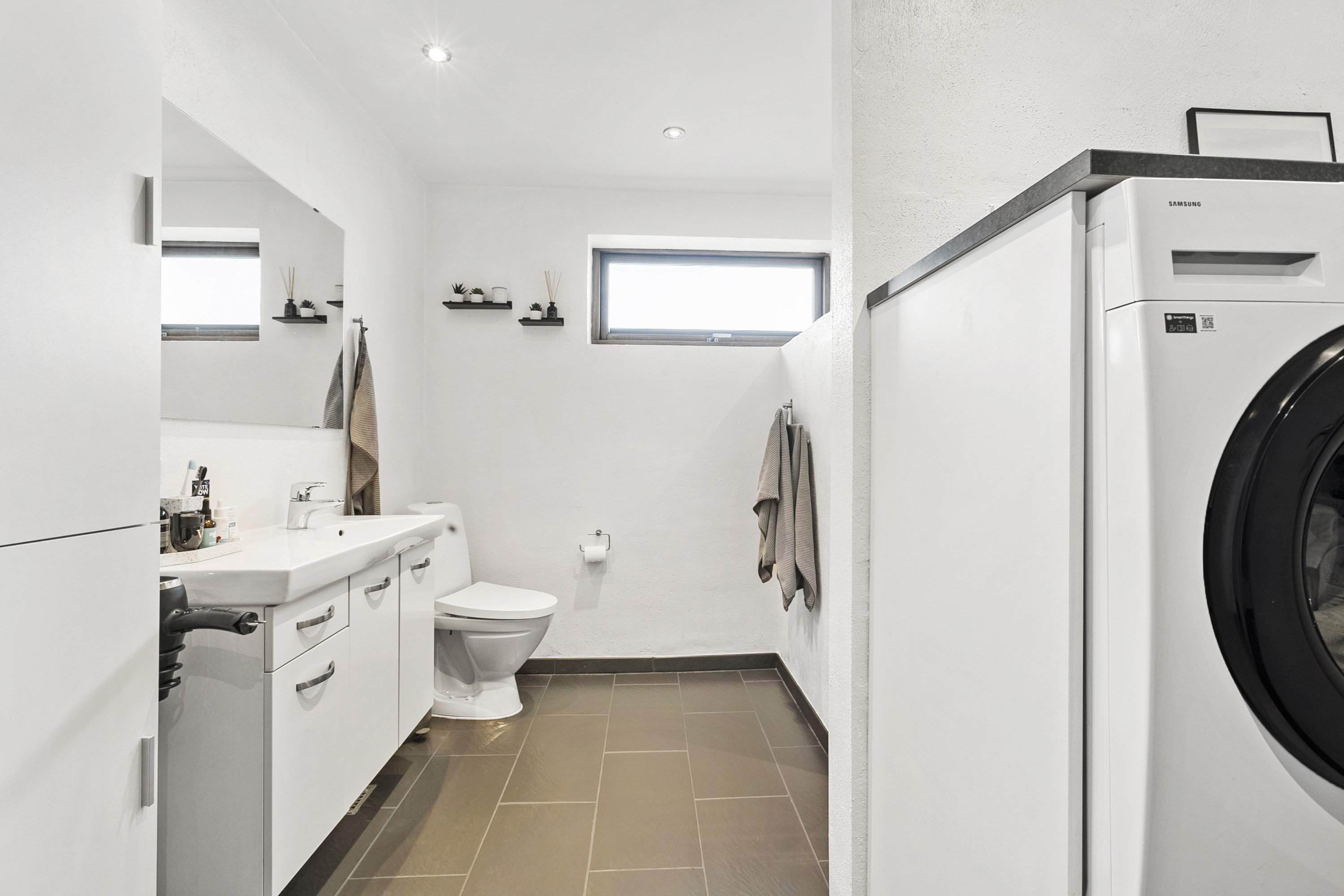 Fremhævet badeværelse billede i fuldskærmstilstand. Billede af Kløvertoften 5, Felsted, 6200 Aabenraa