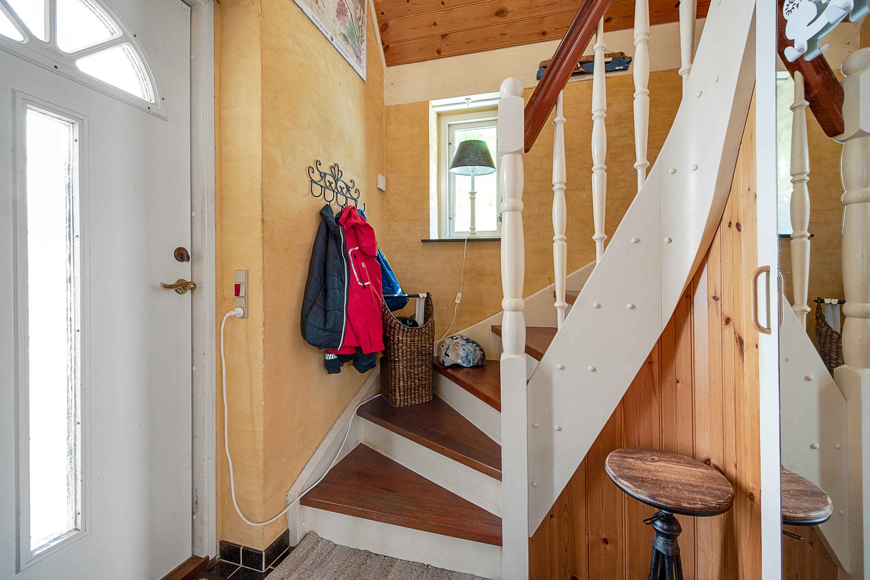 Fremhævet entré billede i fuldskærmstilstand. Billede af Kirkestræde 1C, 3000 Helsingør