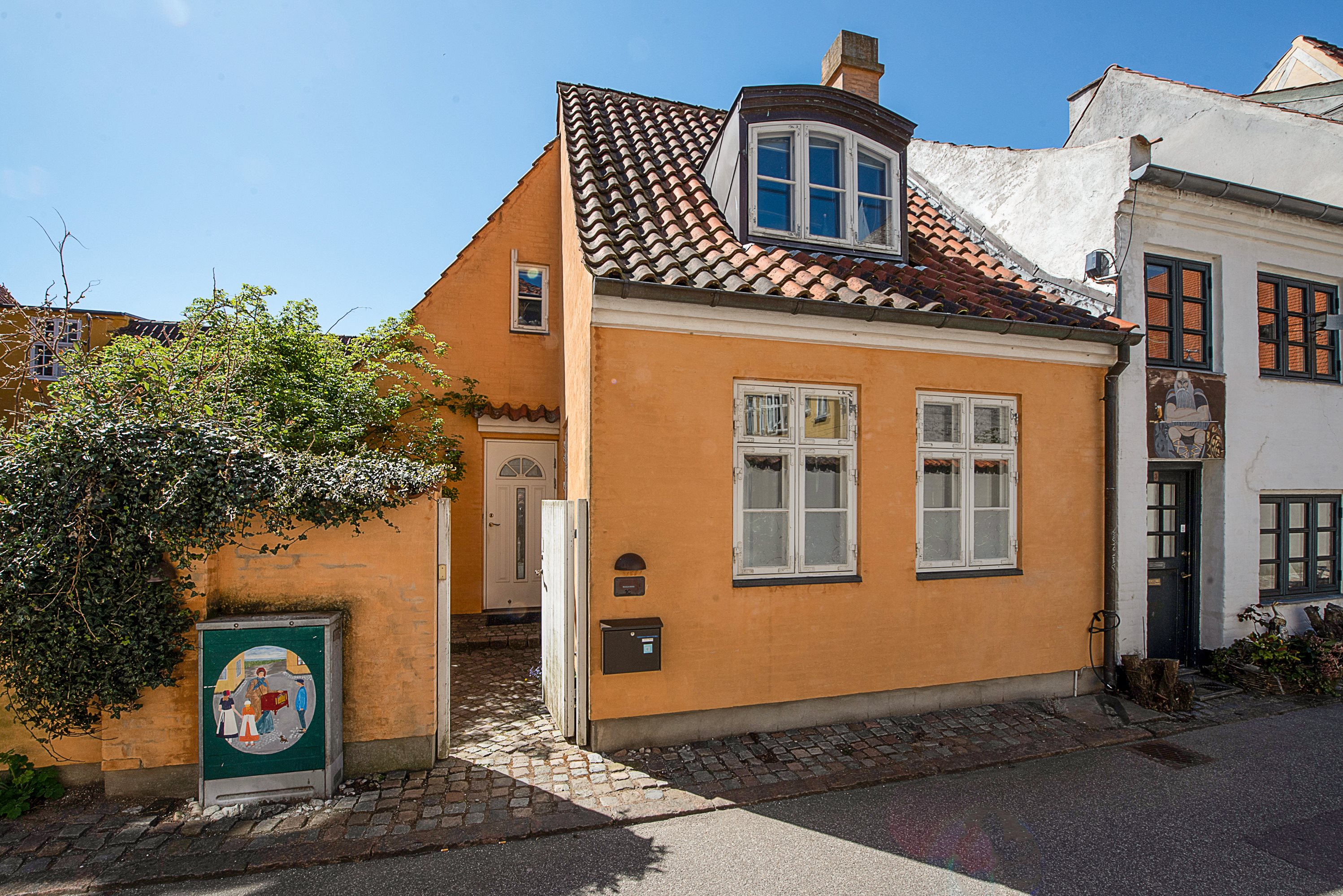 Fremhævet ejendommen billede i fuldskærmstilstand. Billede af Kirkestræde 1C, 3000 Helsingør