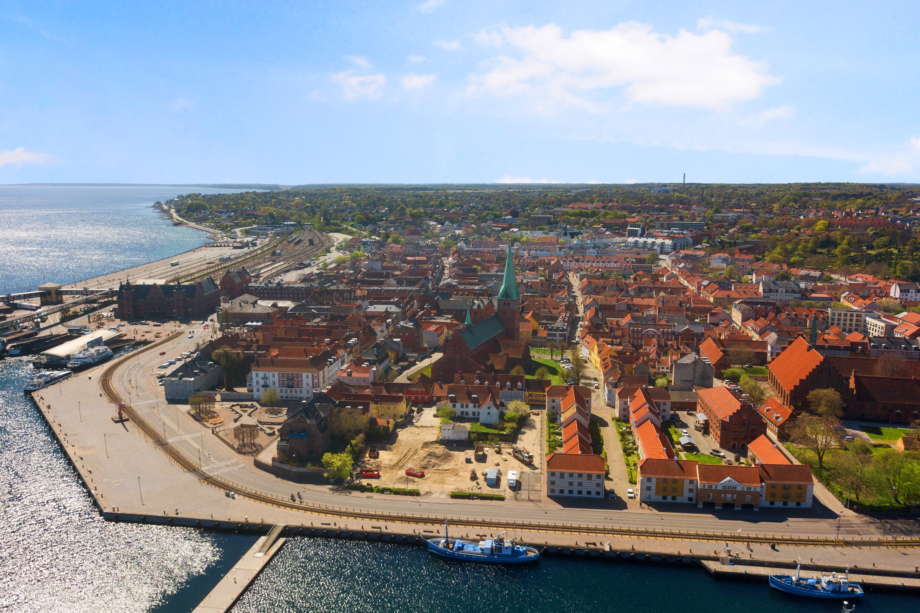 Fremhævet luftfoto billede i fuldskærmstilstand. Billede af Kirkestræde 1C, 3000 Helsingør