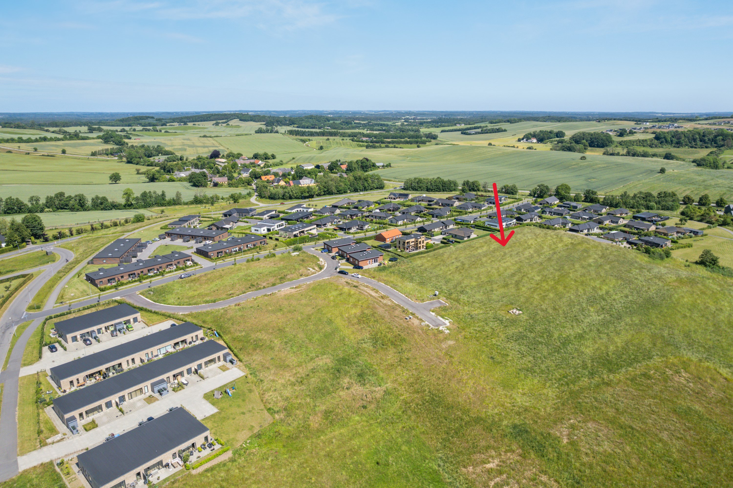 Fremhævet  billede i fuldskærmstilstand. Billede af Rønde Bakker (Parcel nr.) 12, 8410 Rønde