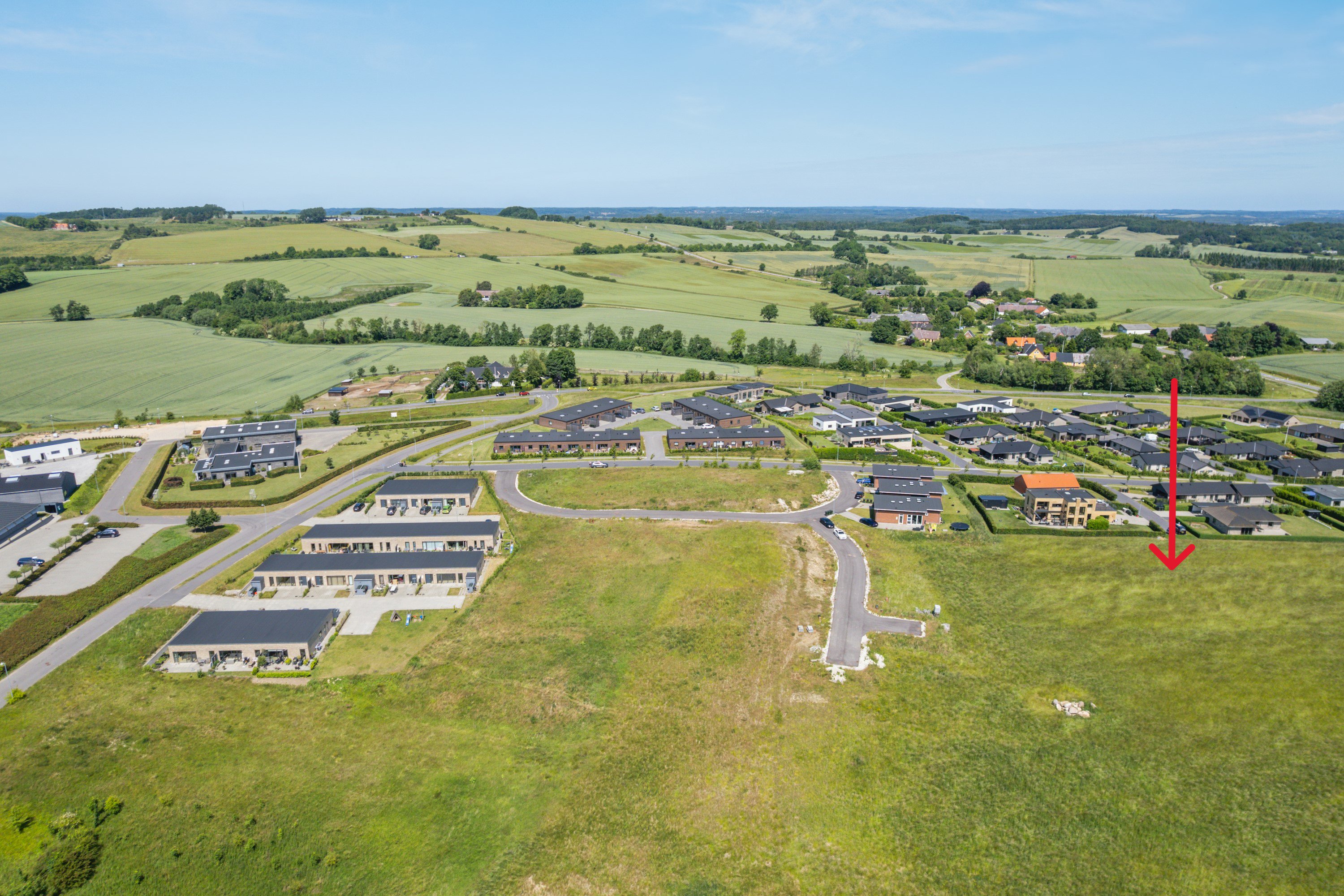 Fremhævet  billede i fuldskærmstilstand. Billede af Rønde Bakker (Parcel nr.) 13, 8410 Rønde
