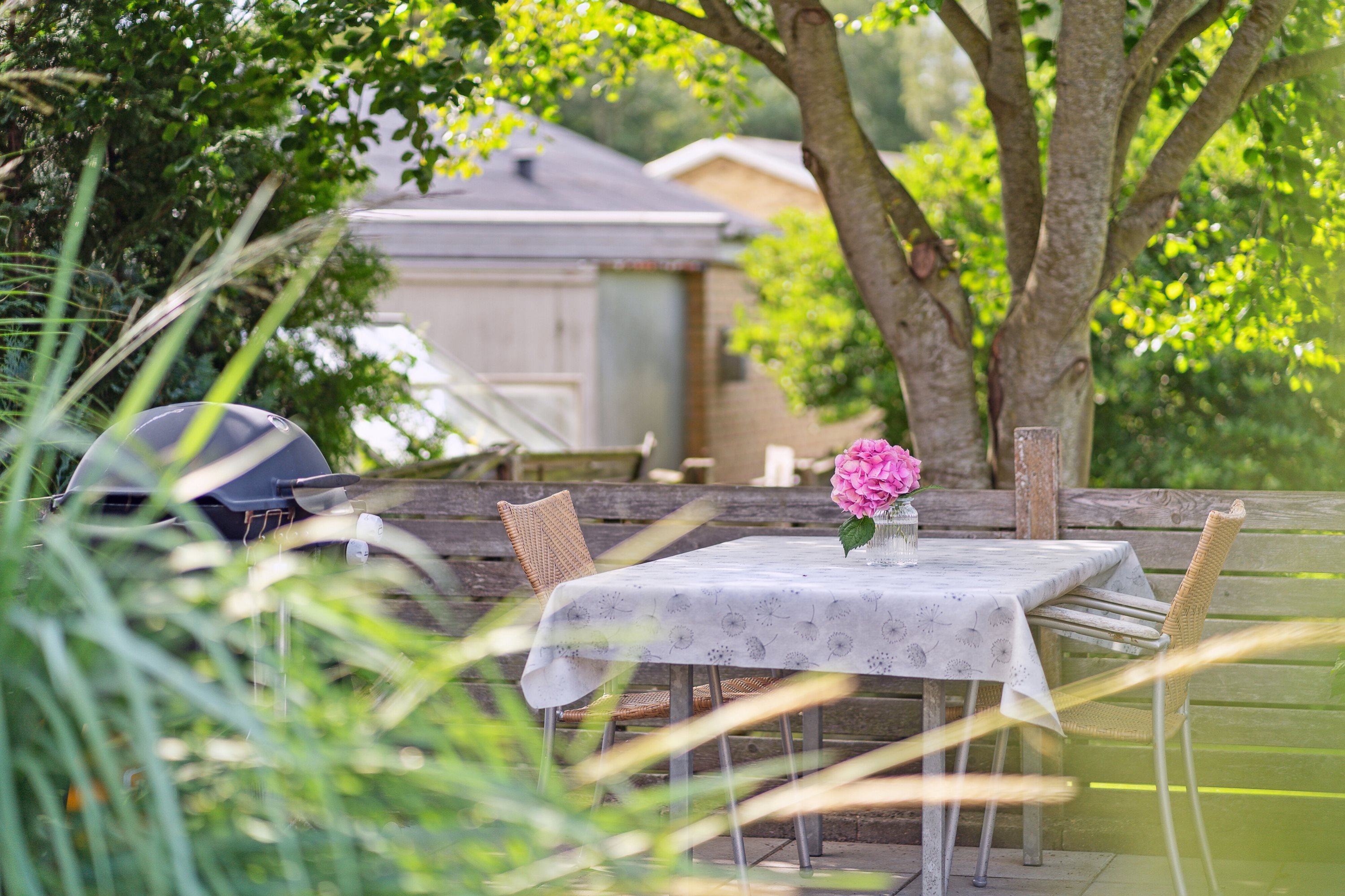 Fremhævet udendørs billede i fuldskærmstilstand. Billede af Hovedgaden 48, 8860 Ulstrup