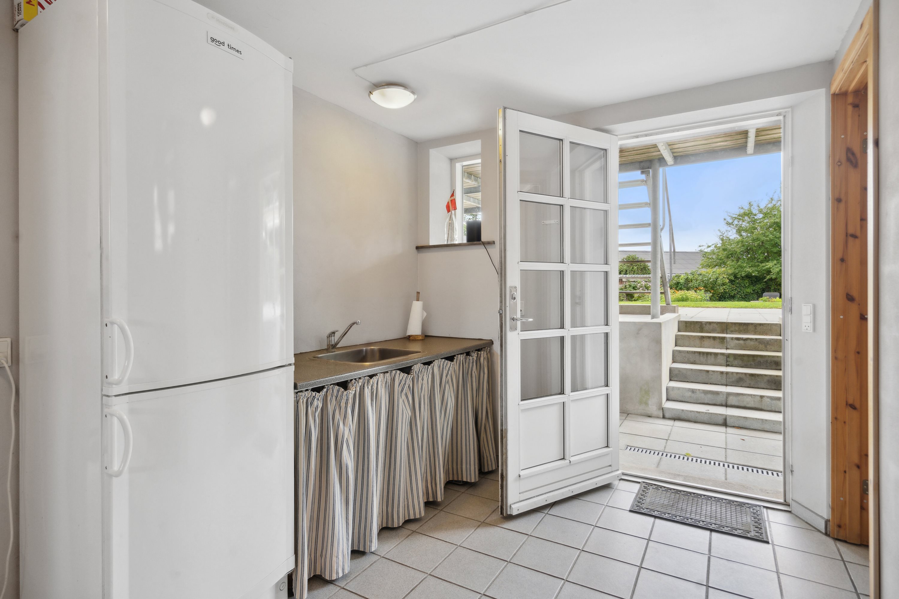 Fremhævet værelse billede i fuldskærmstilstand. Billede af Hovedgaden 48, 8860 Ulstrup