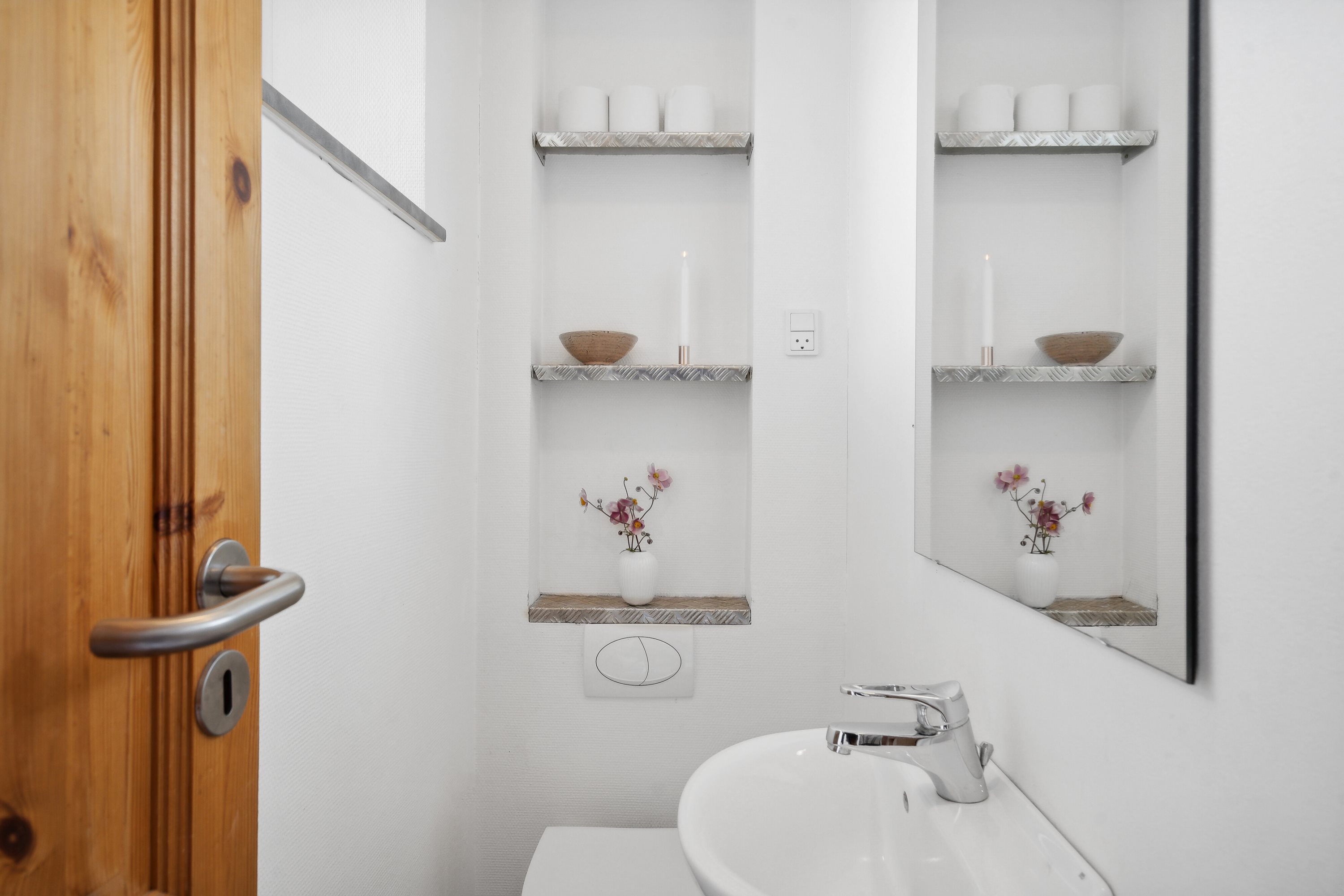 Fremhævet værelse billede i fuldskærmstilstand. Billede af Hovedgaden 48, 8860 Ulstrup