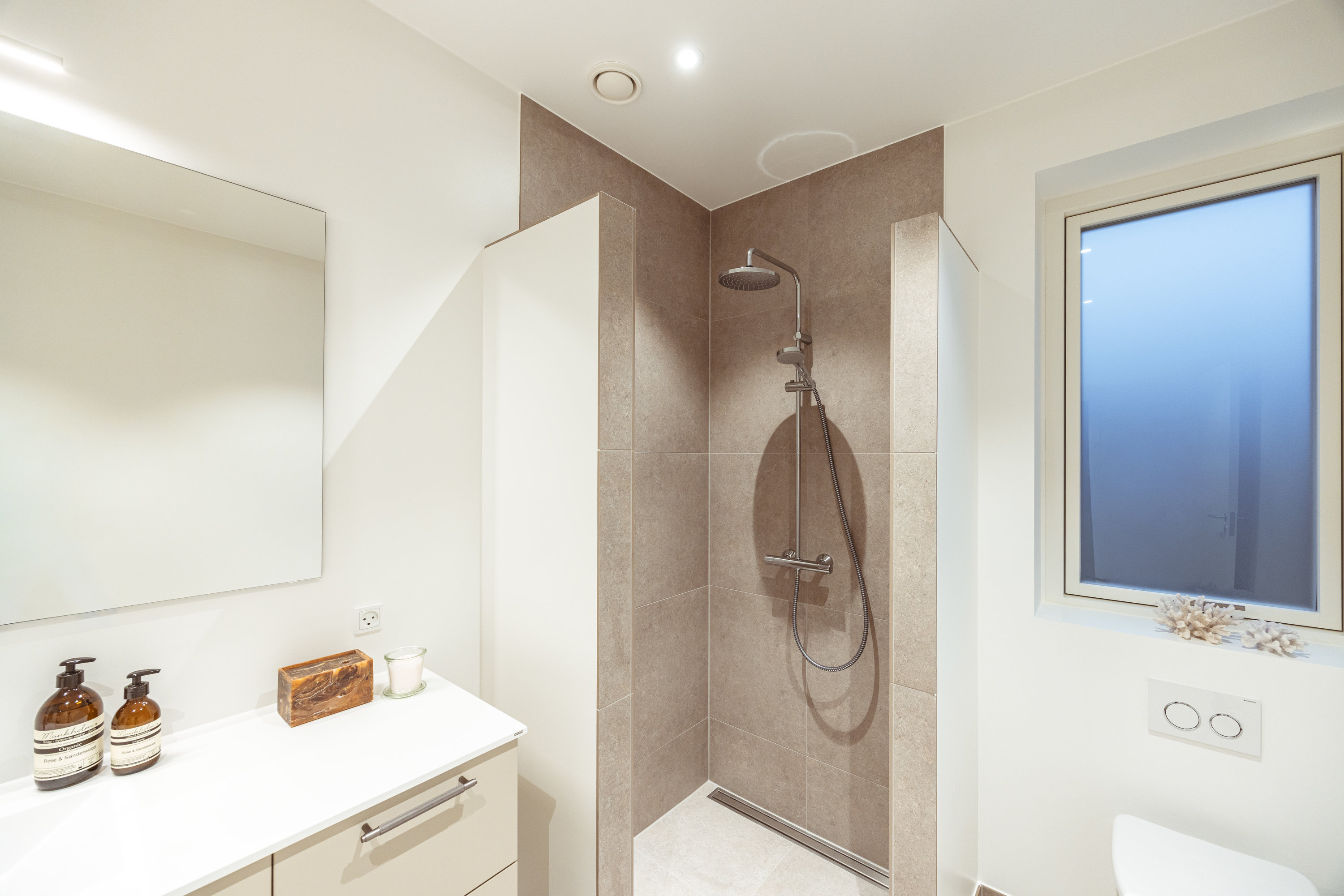 Fremhævet  billede i fuldskærmstilstand. Billede af Solhvervs Alle 25, 9440 Aabybro