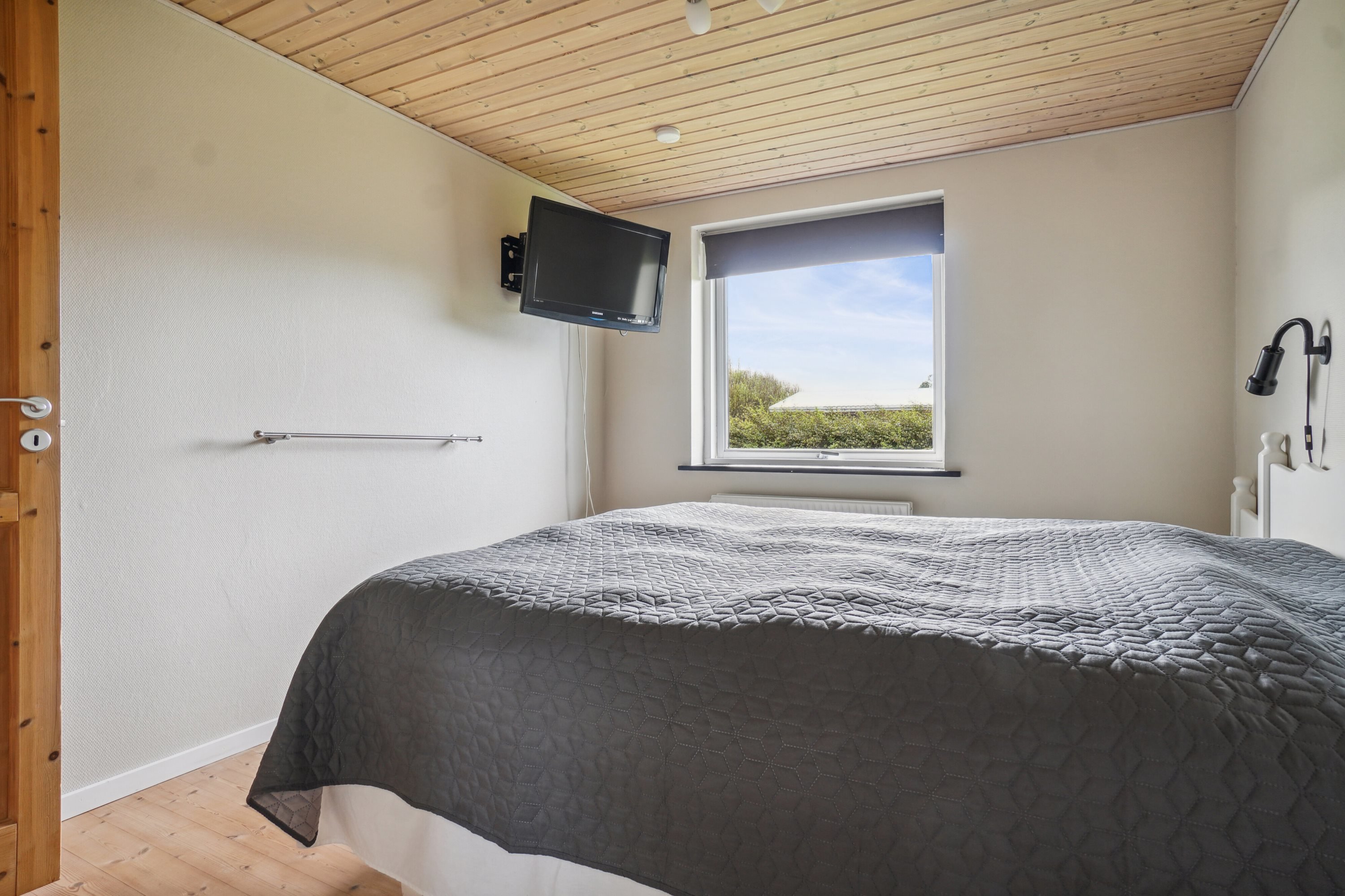 Fremhævet soveværelse billede i fuldskærmstilstand. Billede af Kjærkbak 9, Klitmøller, 7700 Thisted