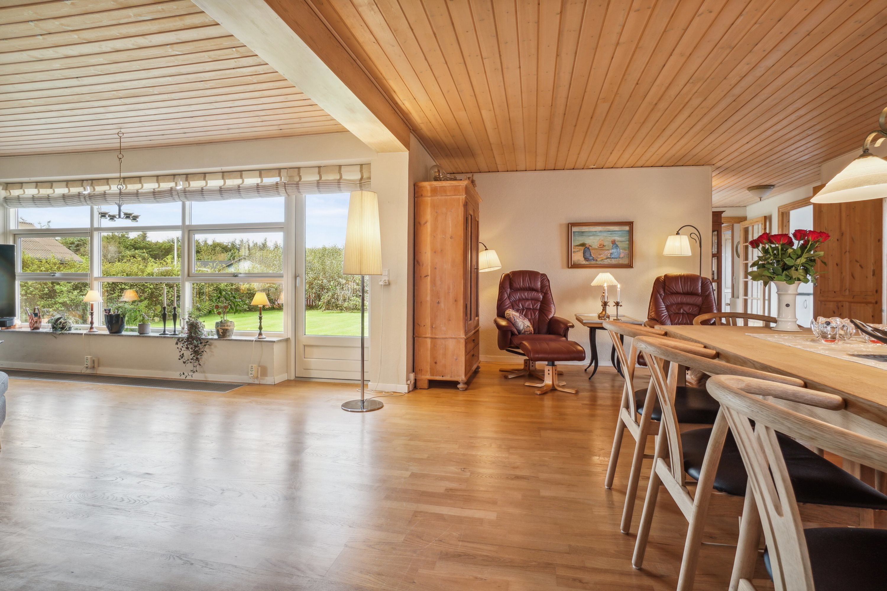 Fremhævet stue billede i fuldskærmstilstand. Billede af Kjærkbak 9, Klitmøller, 7700 Thisted