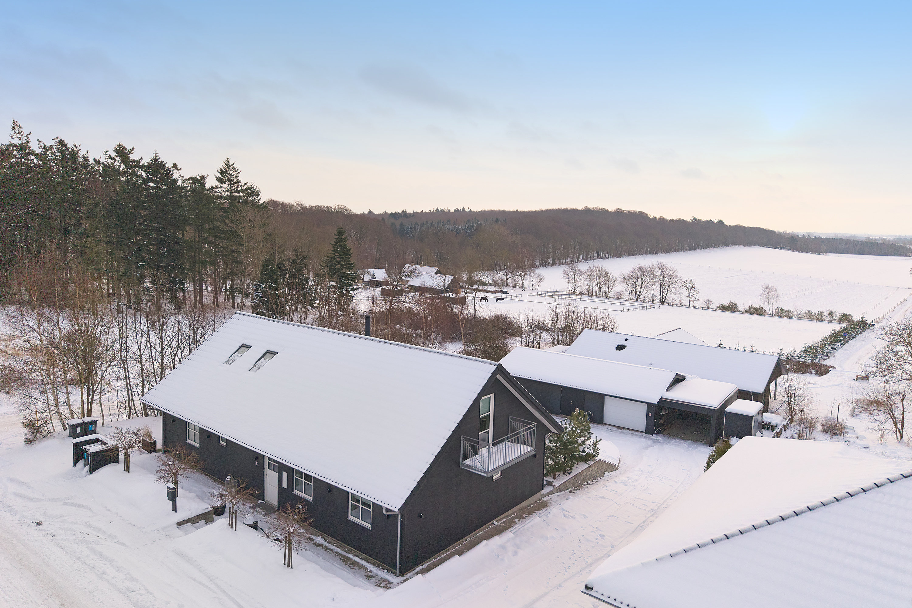 Miniaturebillede 1: ejendommen. Billede af Meransletten 1, 3630 Jægerspris