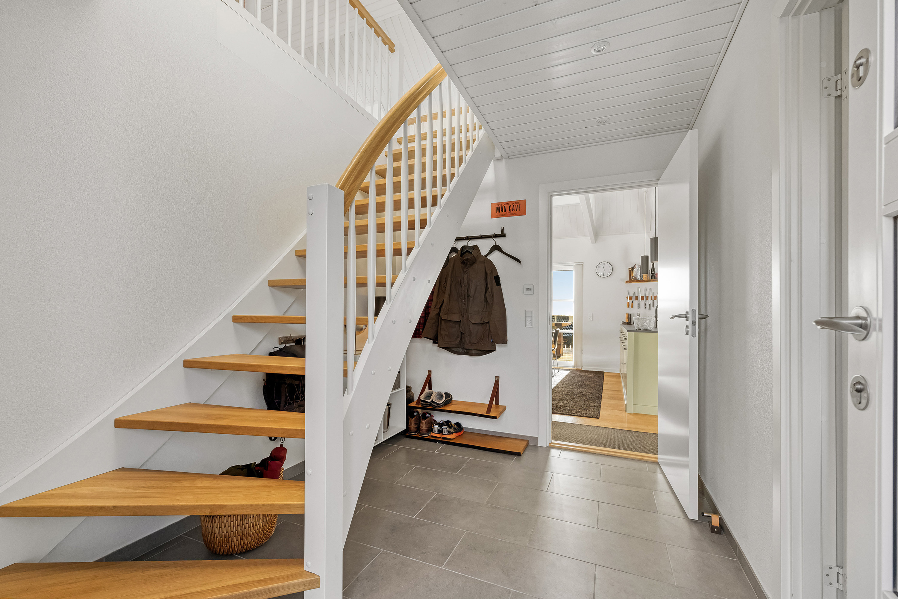 Fremhævet entré billede i fuldskærmstilstand. Billede af Meransletten 1, 3630 Jægerspris