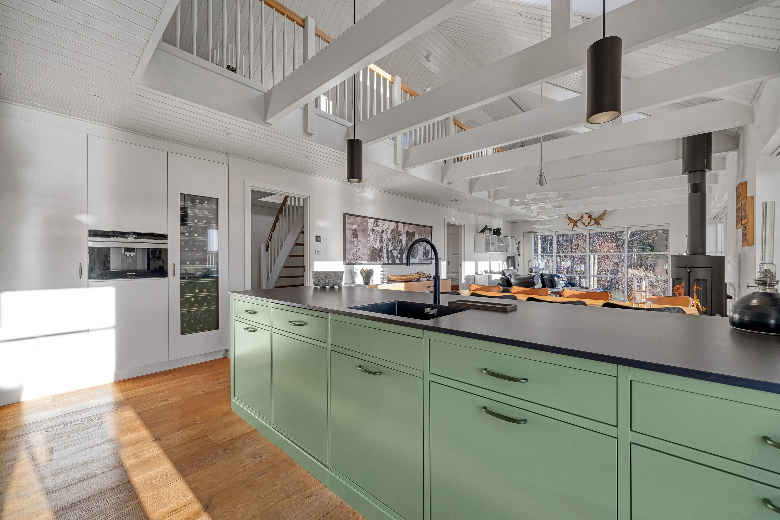 Fremhævet køkken billede i fuldskærmstilstand. Billede af Meransletten 1, 3630 Jægerspris