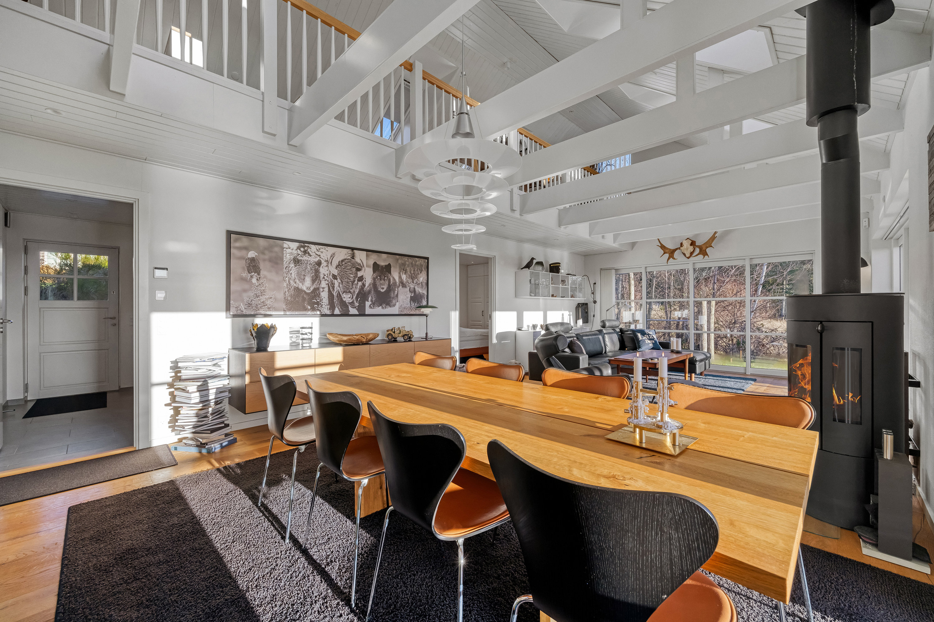 Fremhævet stue billede i fuldskærmstilstand. Billede af Meransletten 1, 3630 Jægerspris