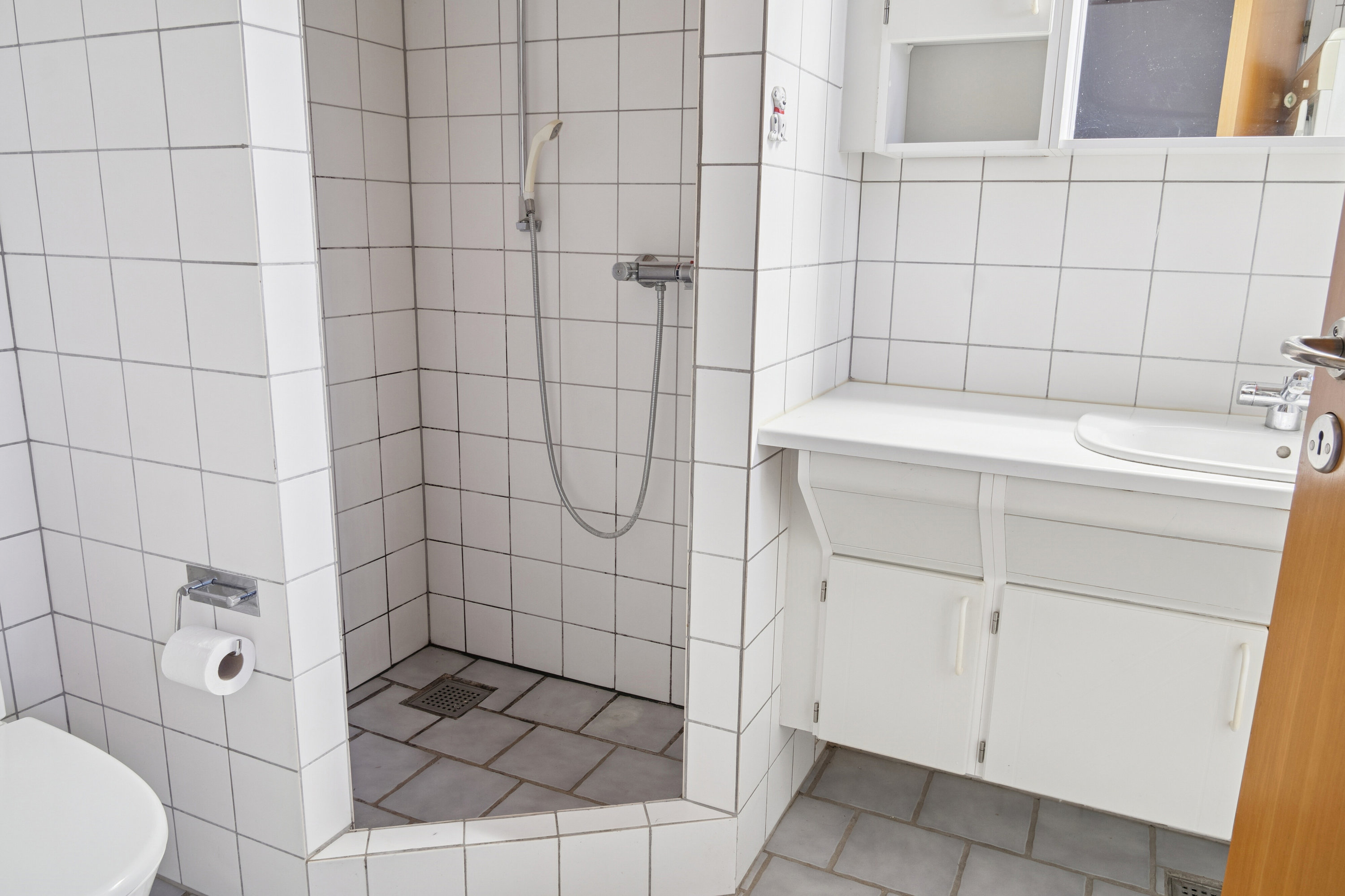 Fremhævet badeværelse billede i fuldskærmstilstand. Billede af Gunilshøjvej 219, 8600 Silkeborg