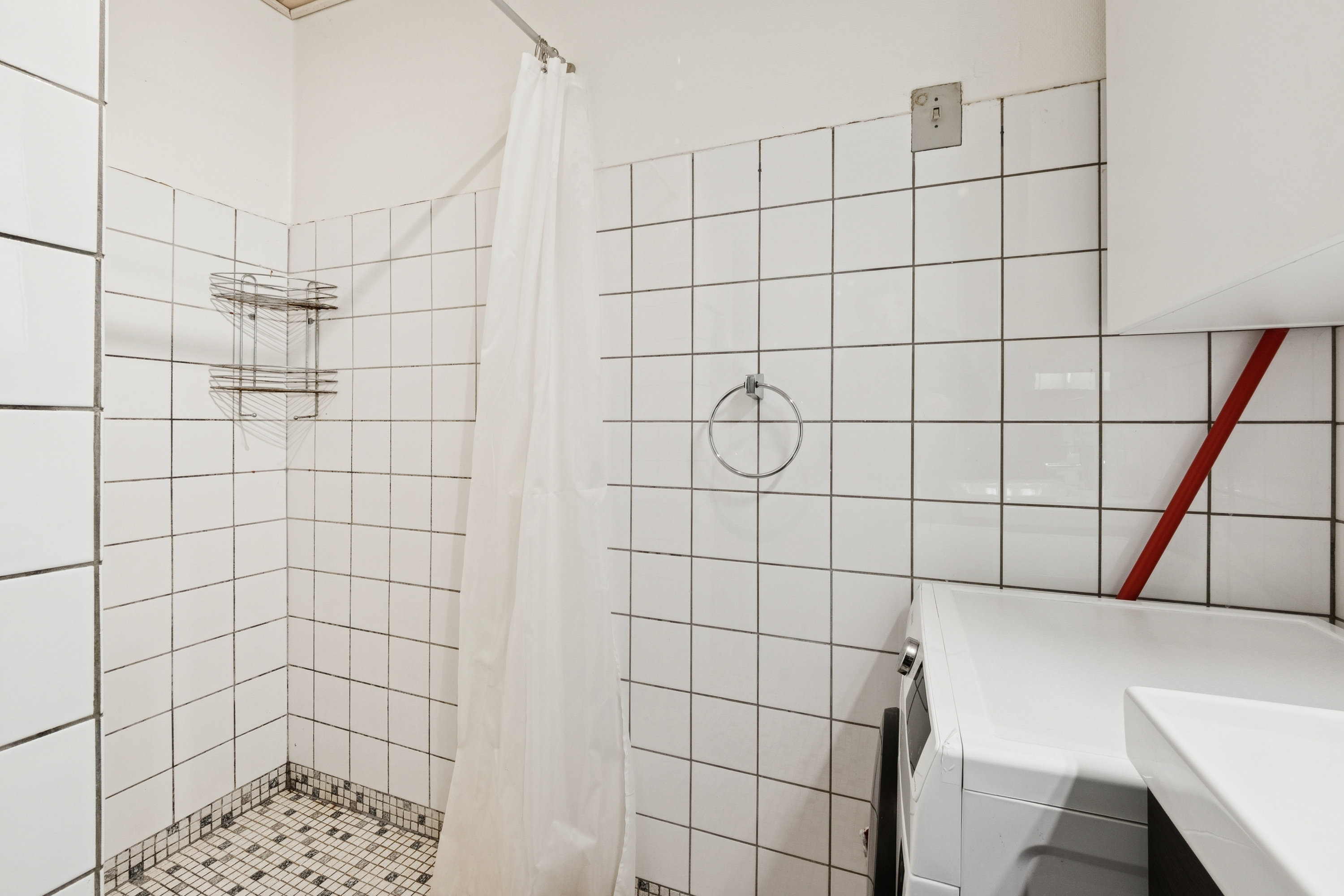 Fremhævet badeværelse billede i fuldskærmstilstand. Billede af Pebermyntevej 51, st.. tv., 8800 Viborg