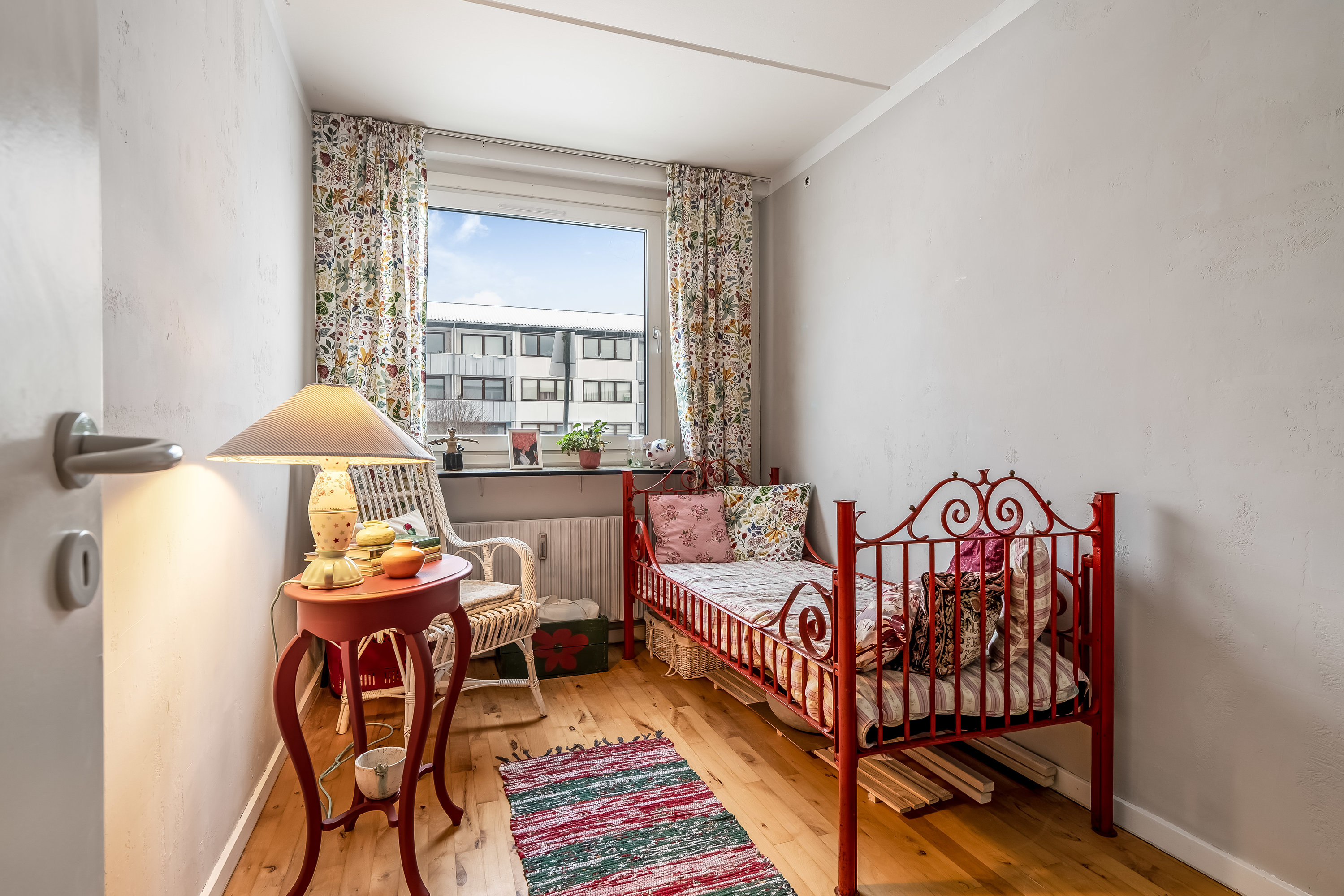 Fremhævet værelse billede i fuldskærmstilstand. Billede af Kongensgavevej 51, st.. tv., 3200 Helsinge