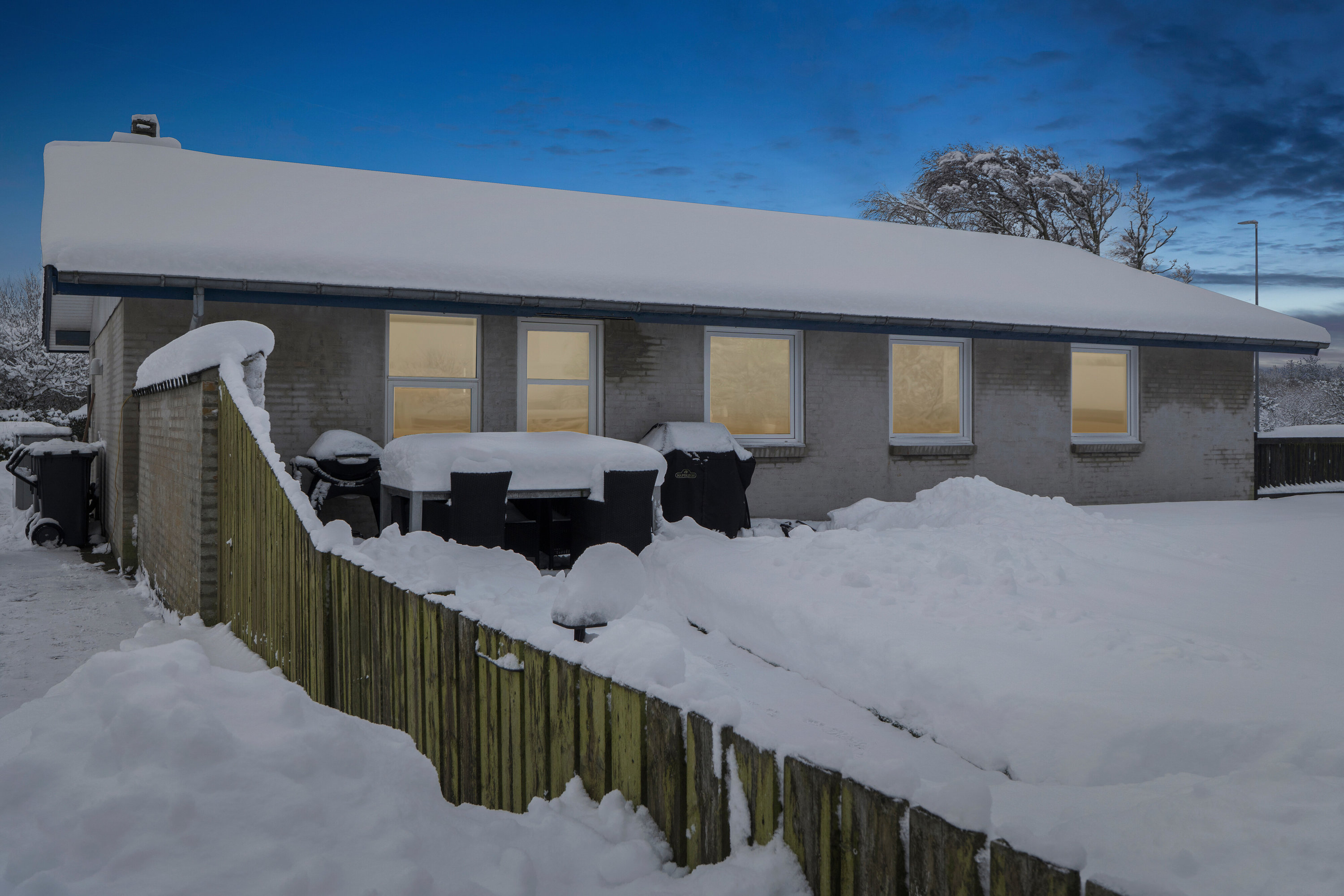 Fremhævet set fra haven billede i fuldskærmstilstand. Billede af Gl Hirtshalsvej 18B, Vidstrup, 9800 Hjørring