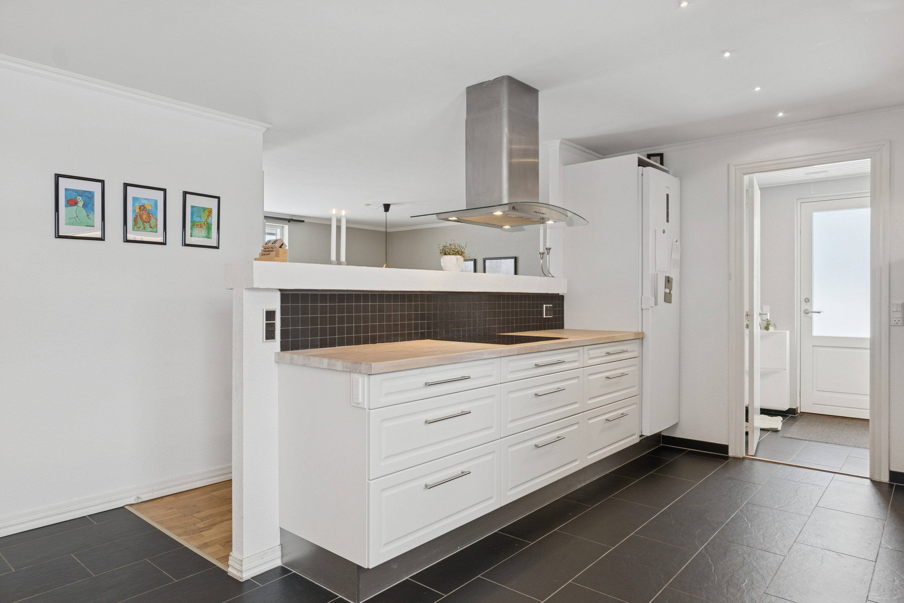 Miniaturebillede 2: køkken. Billede af Gl Hirtshalsvej 18B, Vidstrup, 9800 Hjørring