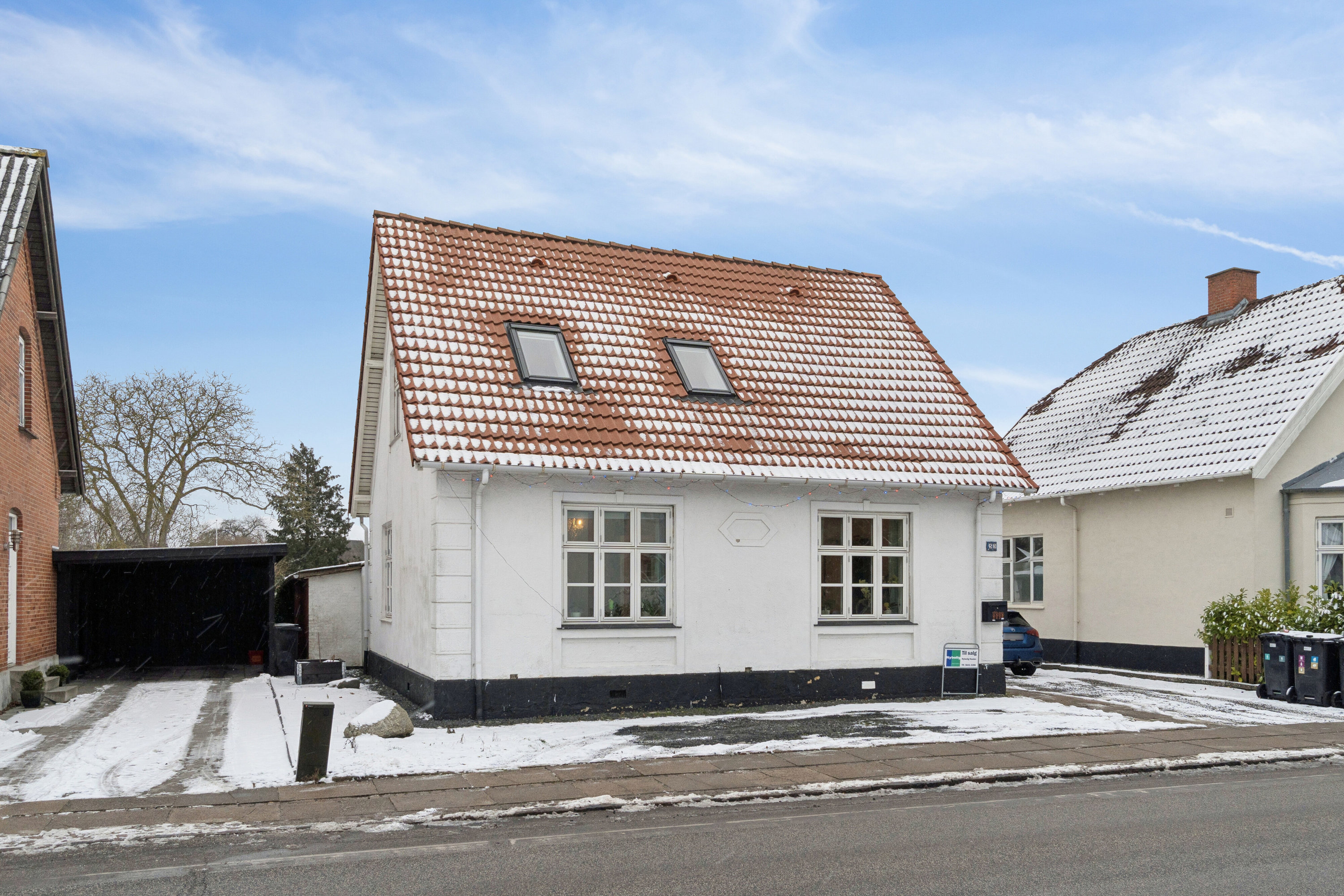 Miniaturebillede 1: set fra vejen. Billede af Bregentvedvej 53, 4690 Haslev