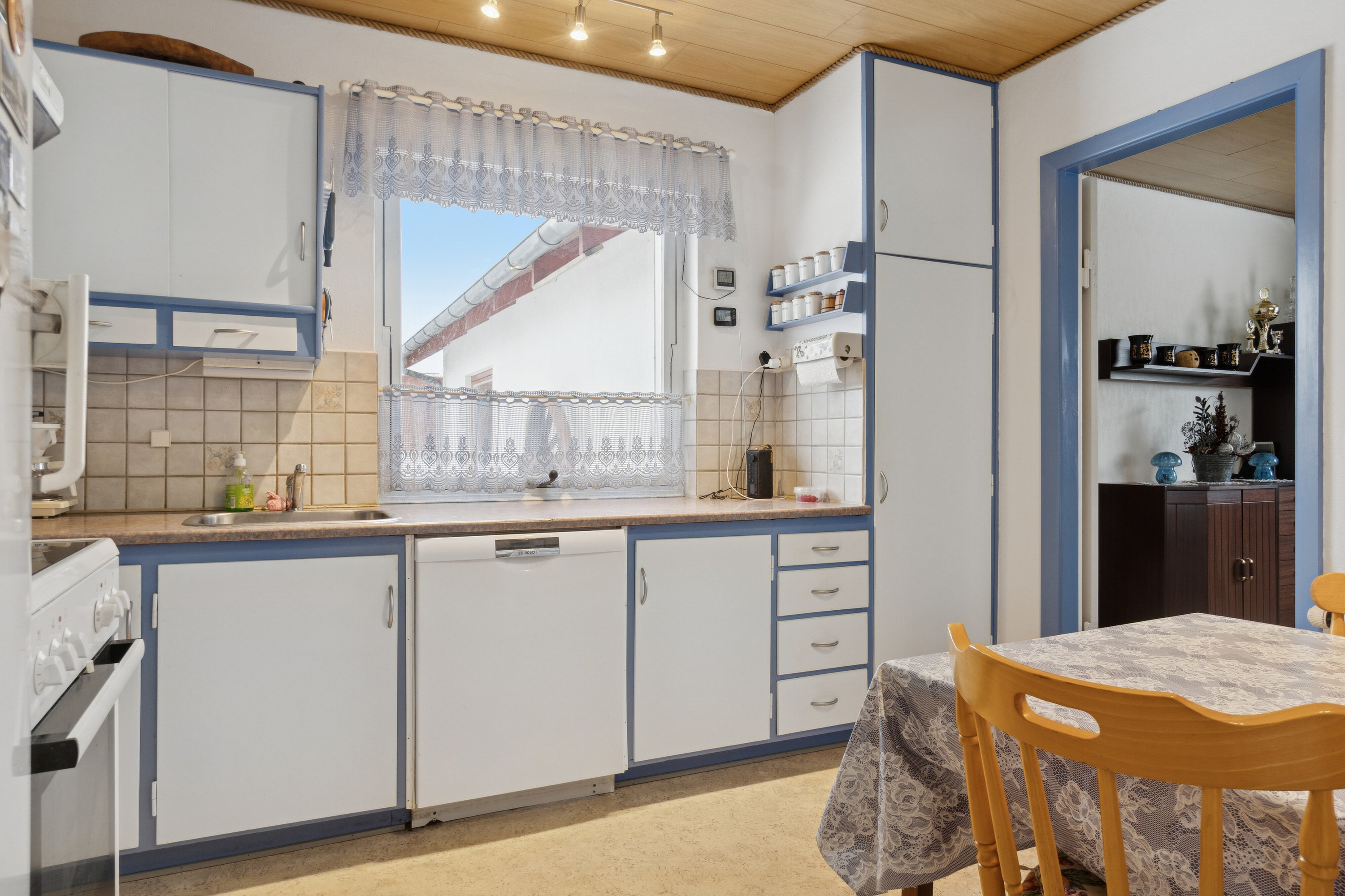 Fremhævet køkken billede i fuldskærmstilstand. Billede af Holmevej 23, Næstelsø, 4700 Næstved